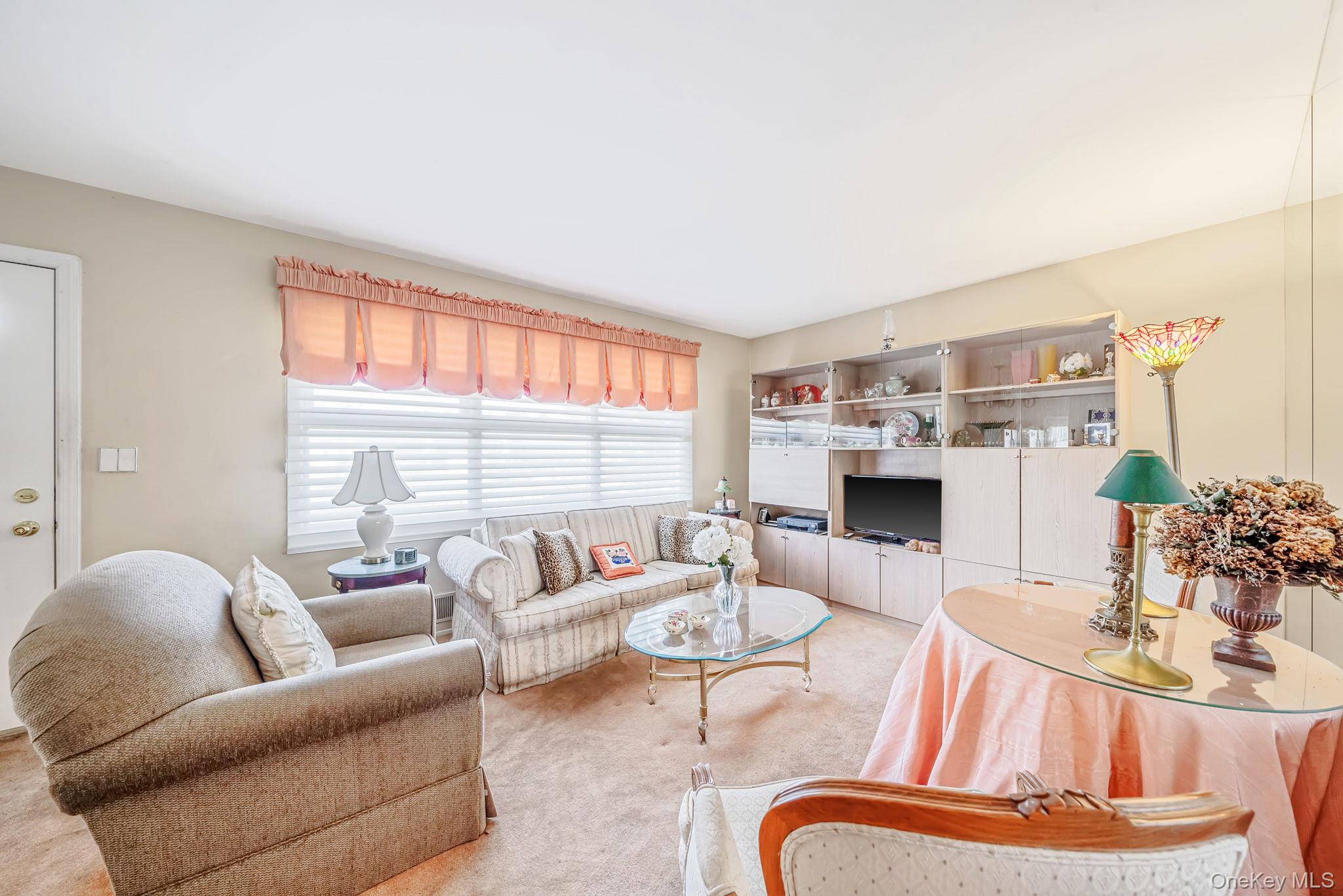 42 Walton Street Property Photo 6