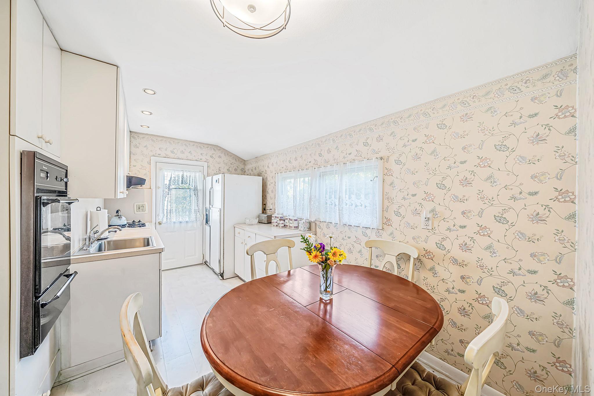 42 Walton Street Property Photo 14