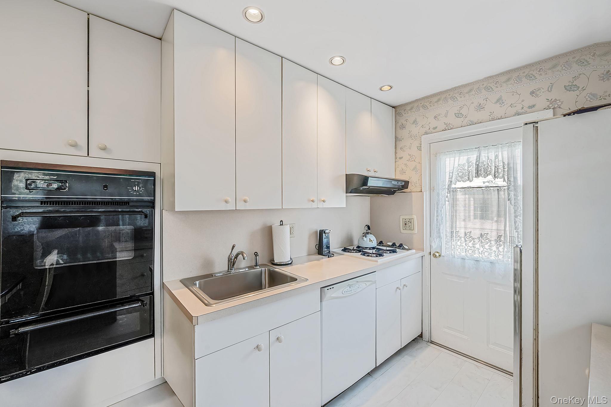 42 Walton Street Property Photo 16