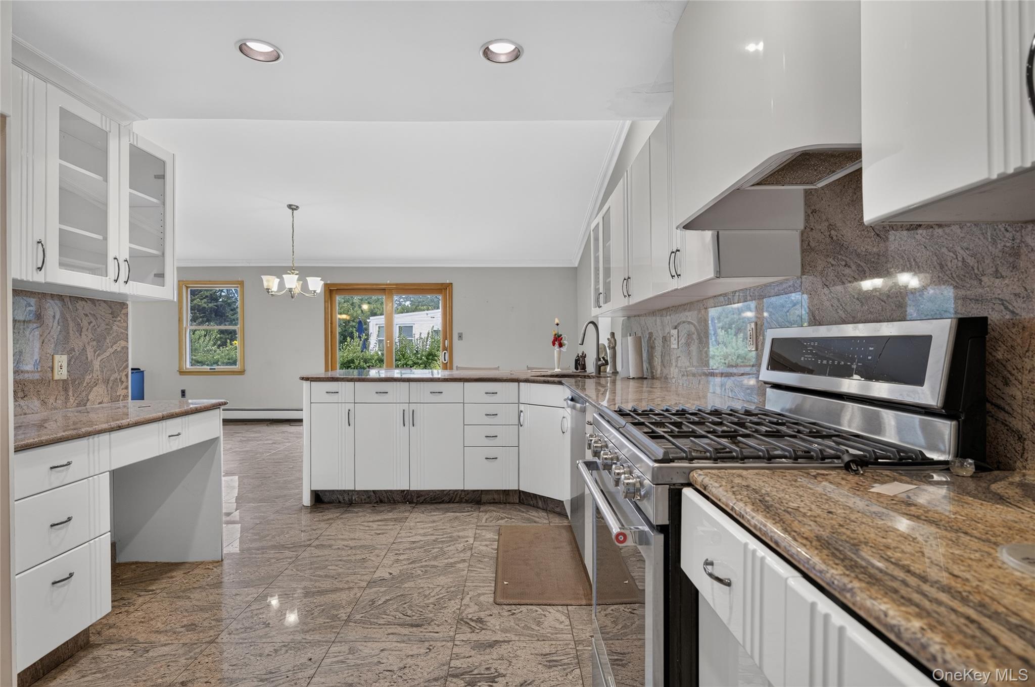 146 Longwood Avenue Property Photo 11