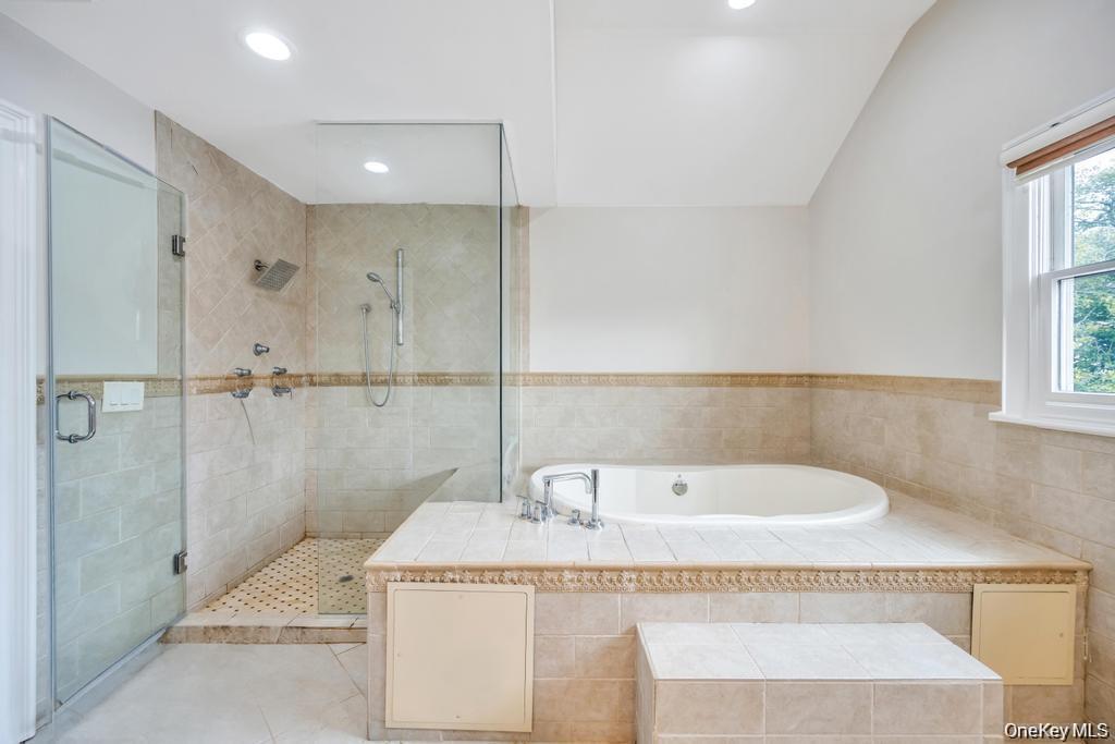6 Garden Circle Property Photo 22