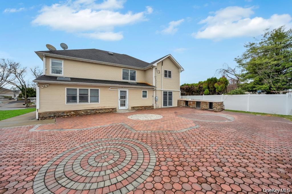 6 Garden Circle Property Photo 27