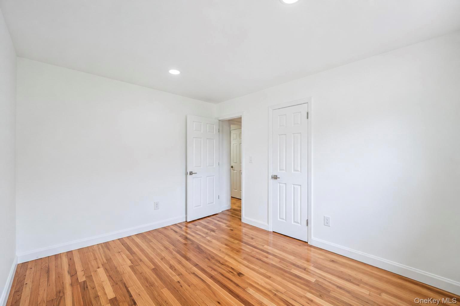 334 Robbins Street Property Photo 14