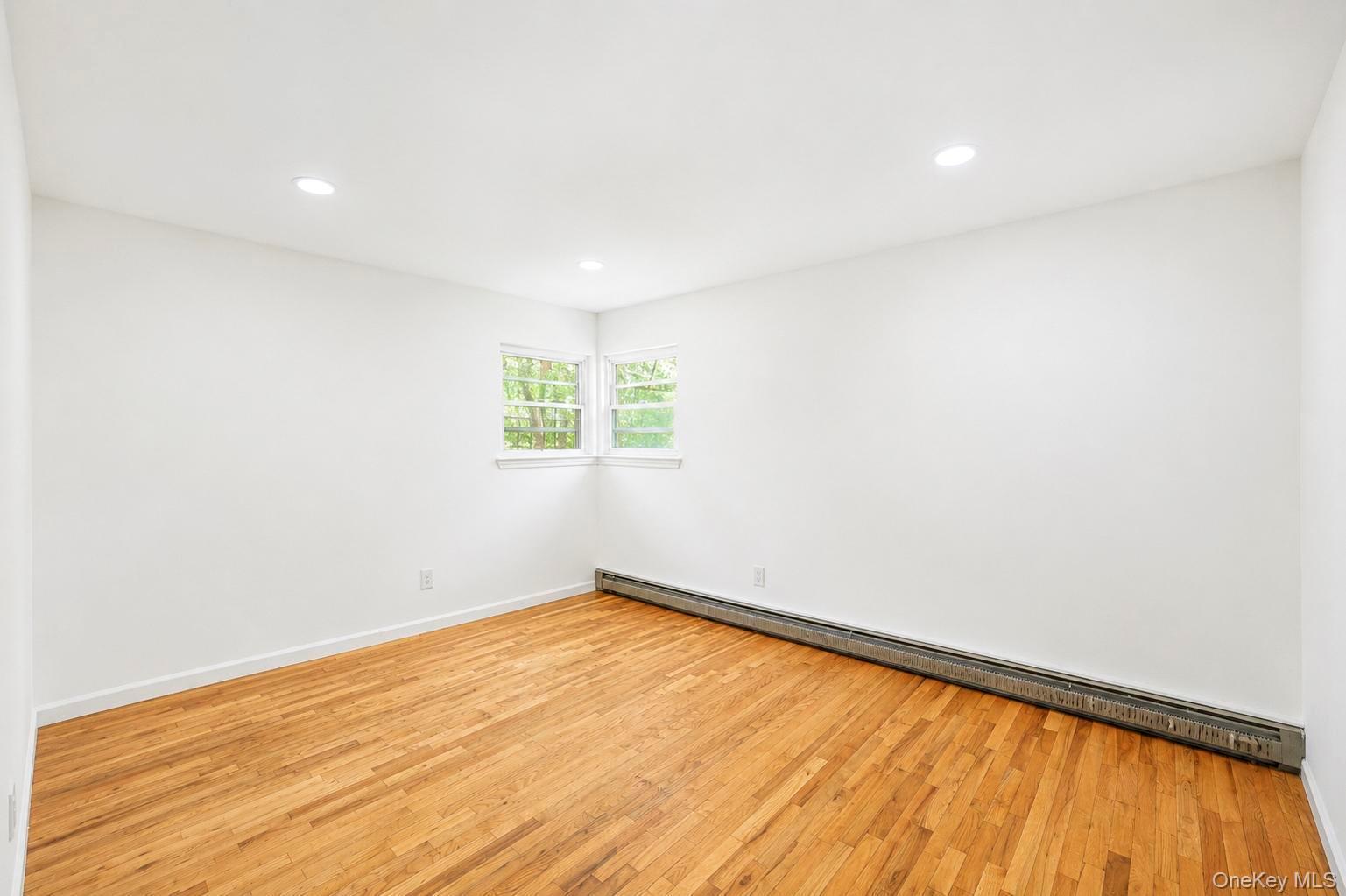 334 Robbins Street Property Photo 15
