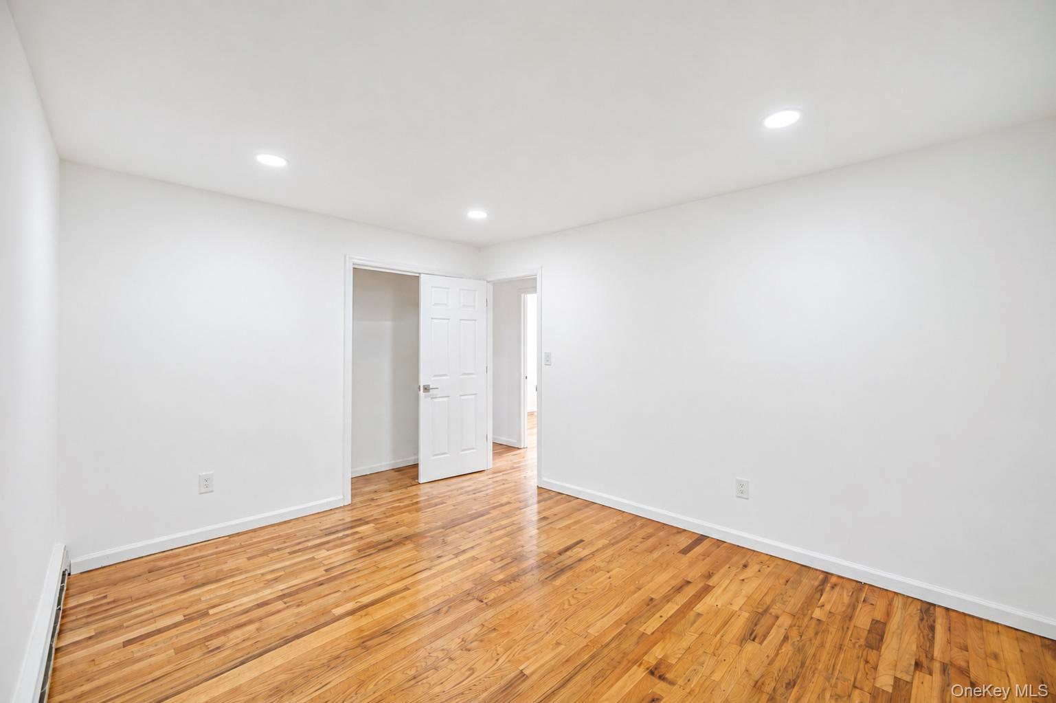 334 Robbins Street Property Photo 16