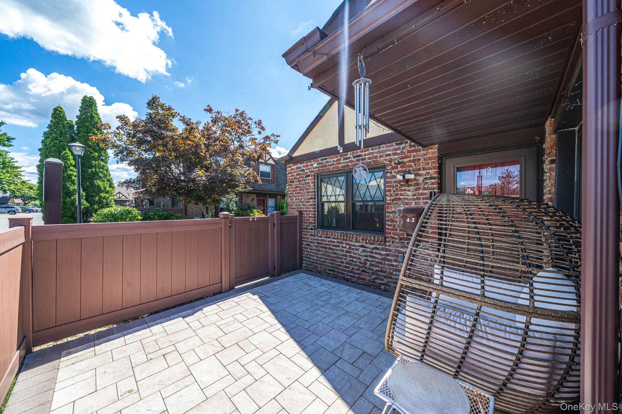 42 Summerfield Court Property Photo 3