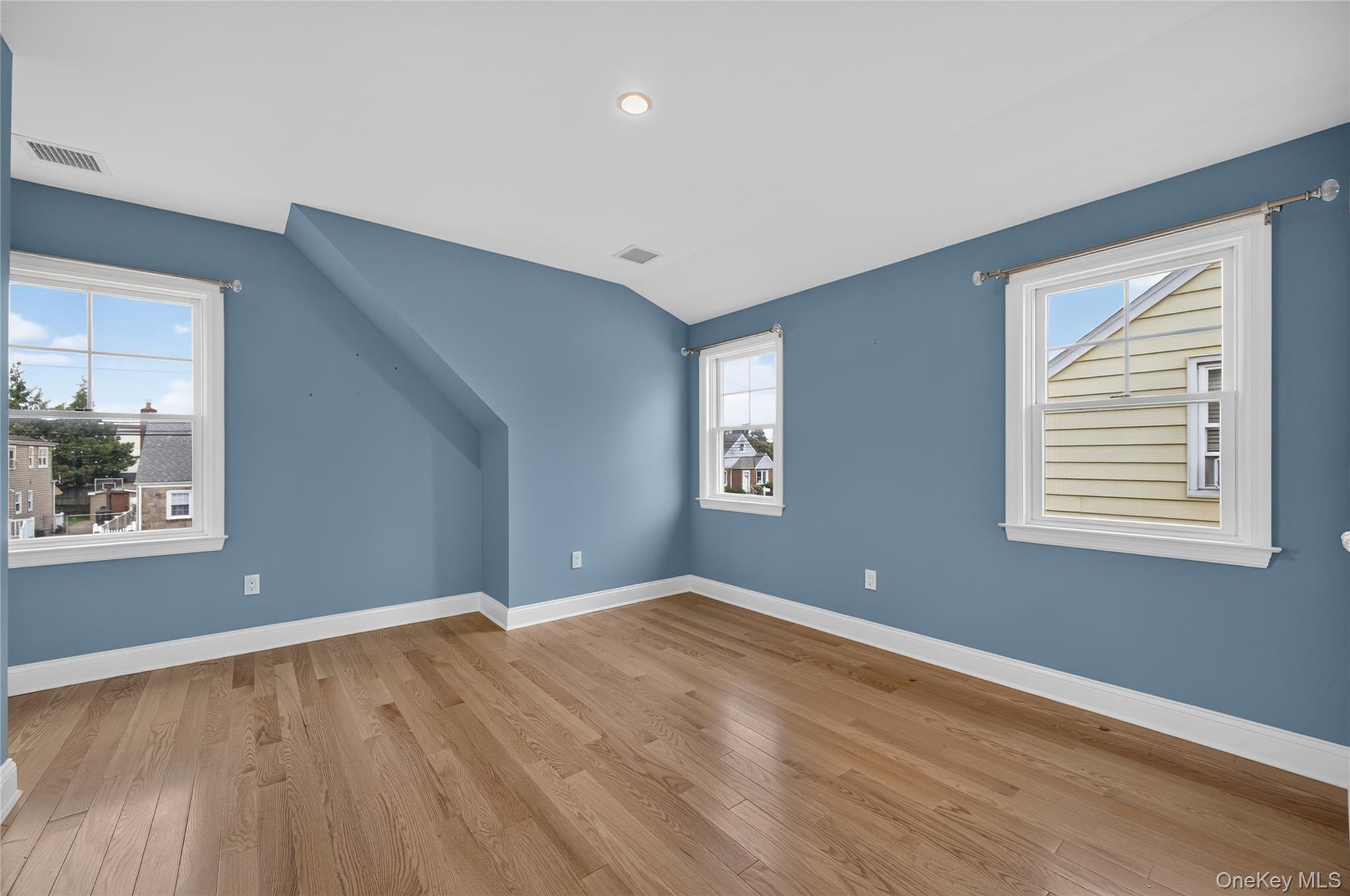 177 Jerome Avenue Property Photo 27