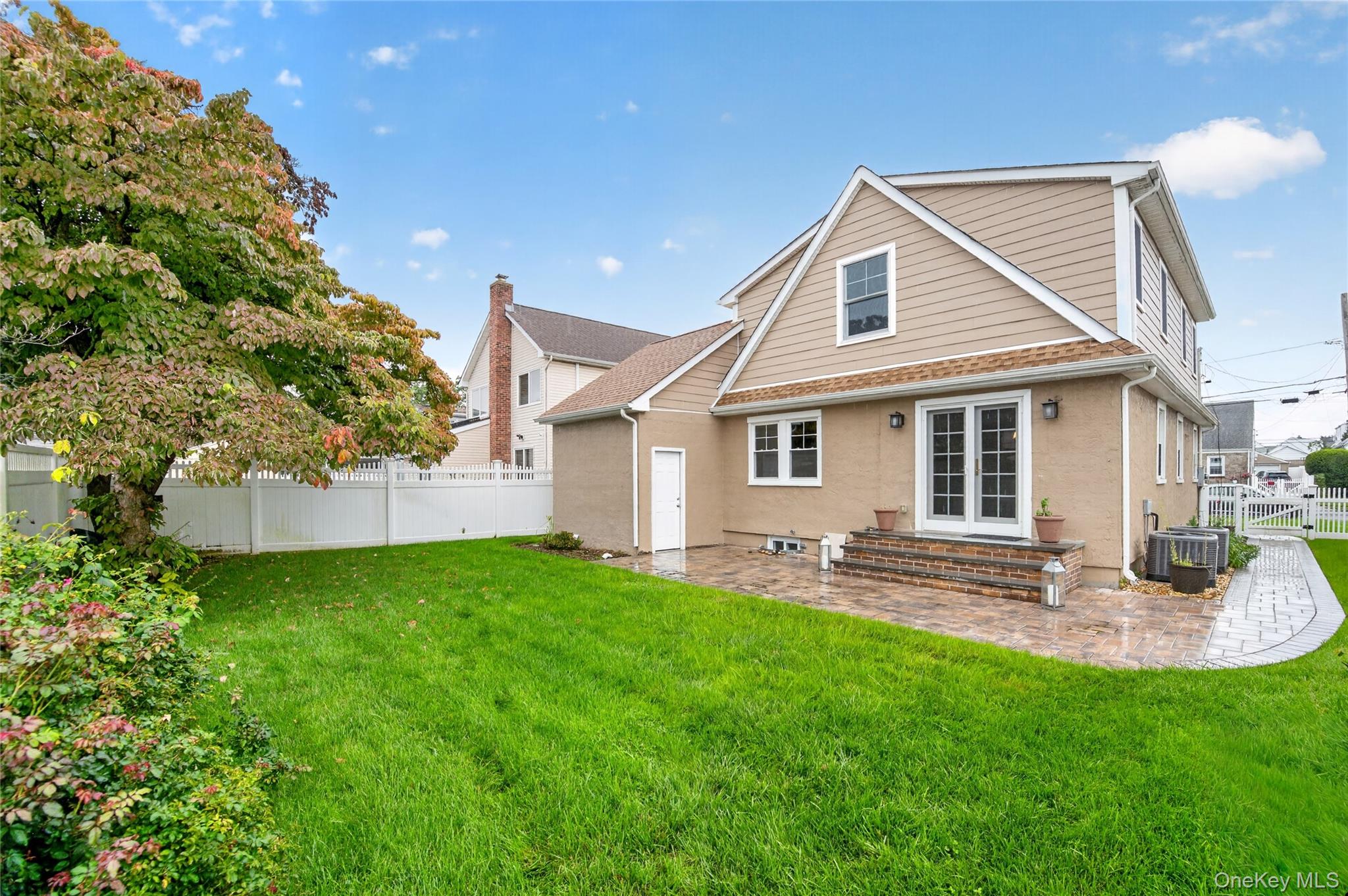 177 Jerome Avenue Property Photo 31