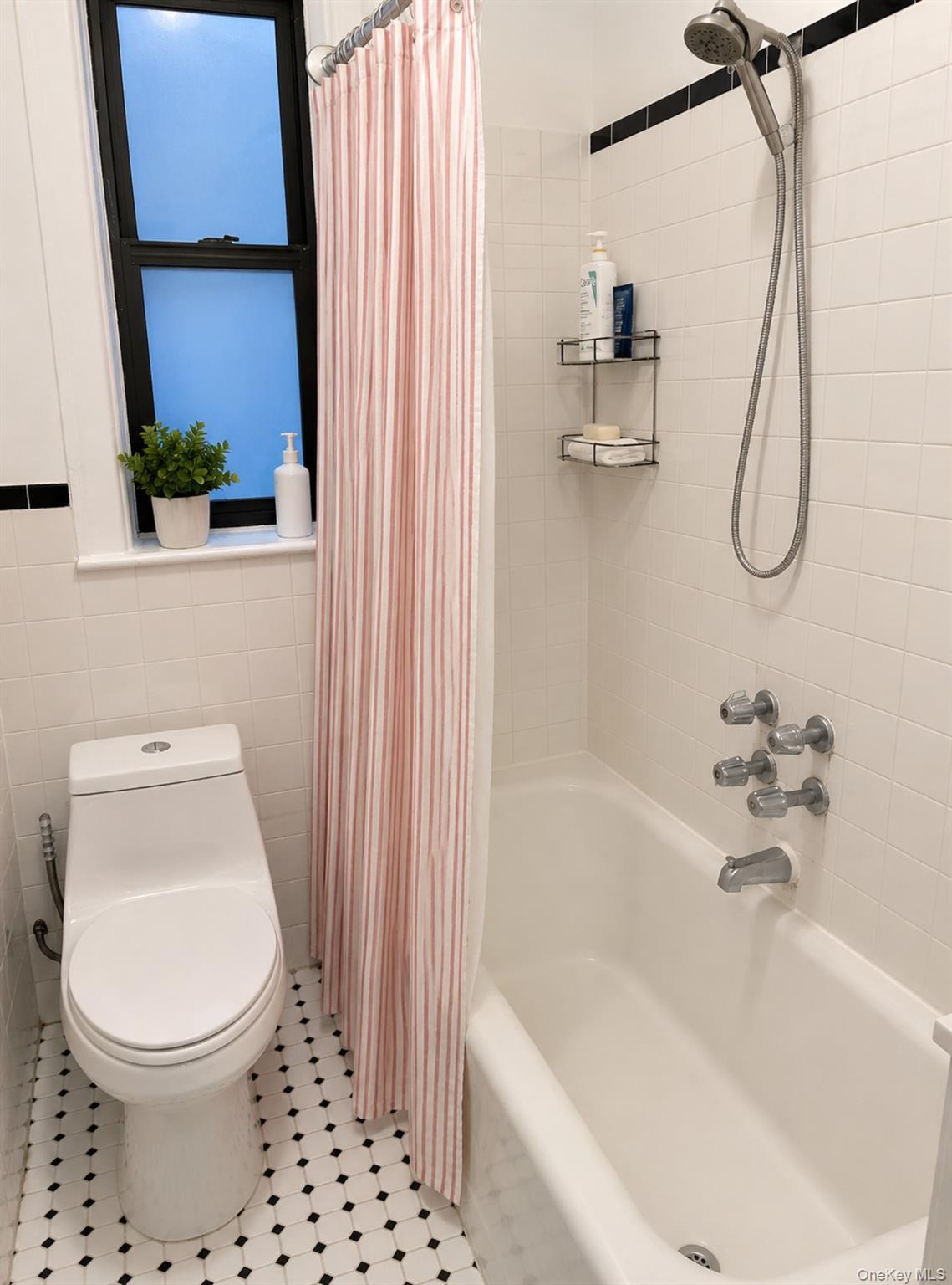 83-84 116th Street 1j Property Photo 12