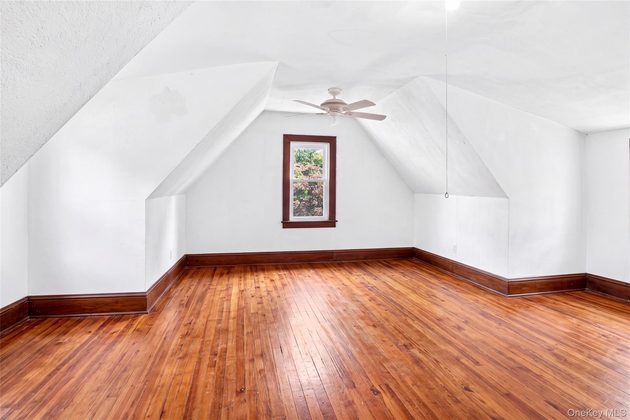 72 Hartsdale Road Property Photo 26