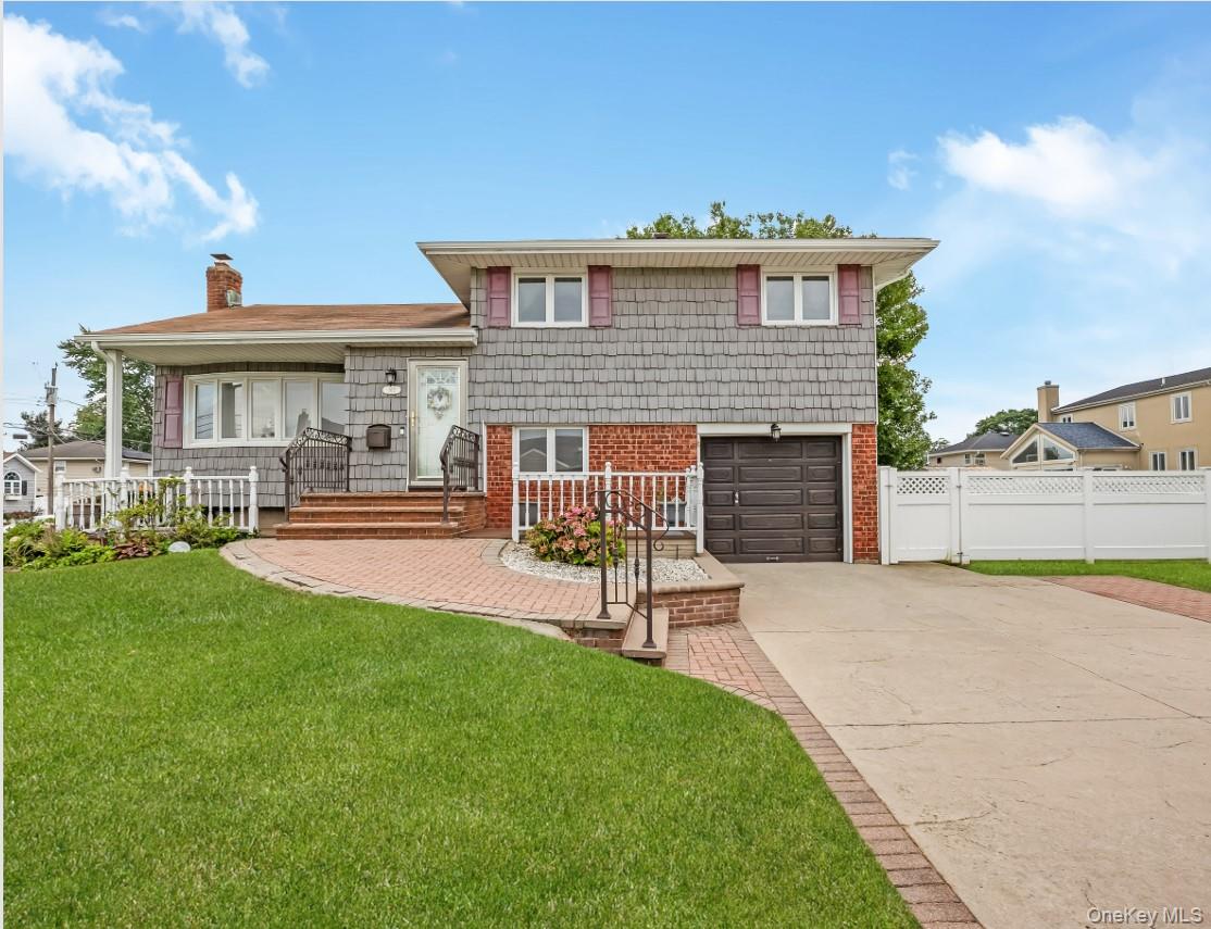 162 Washington Street Property Photo 1