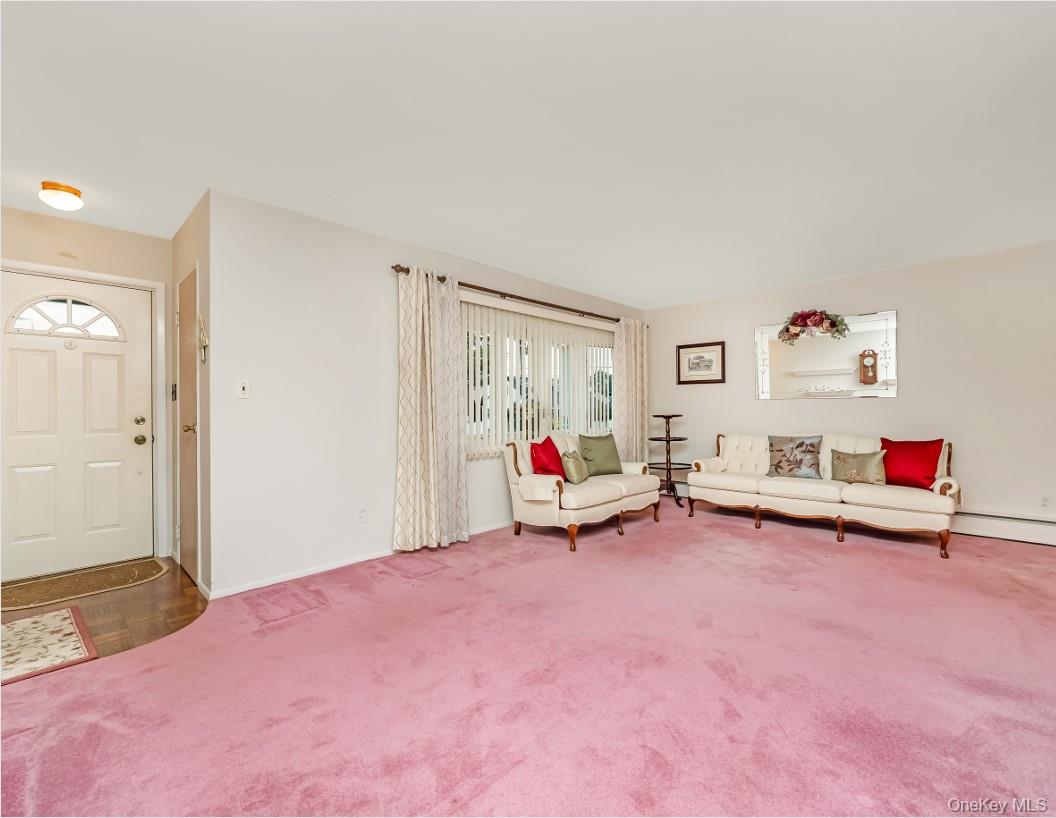 162 Washington Street Property Photo 4