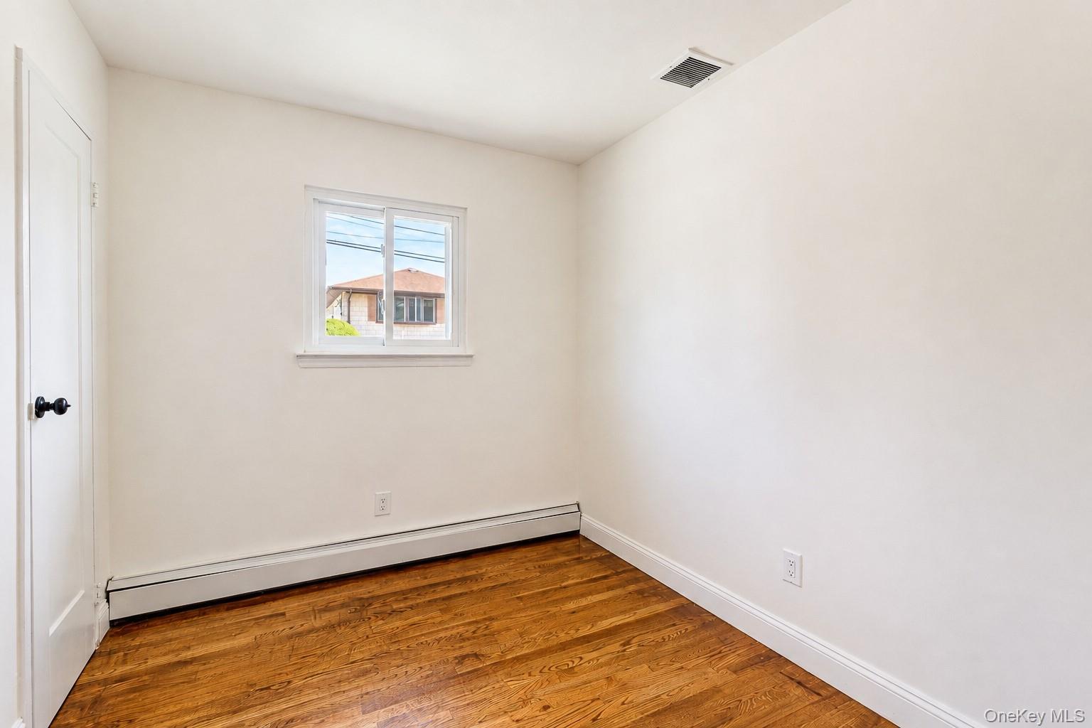 12 Grant Avenue Property Photo 17