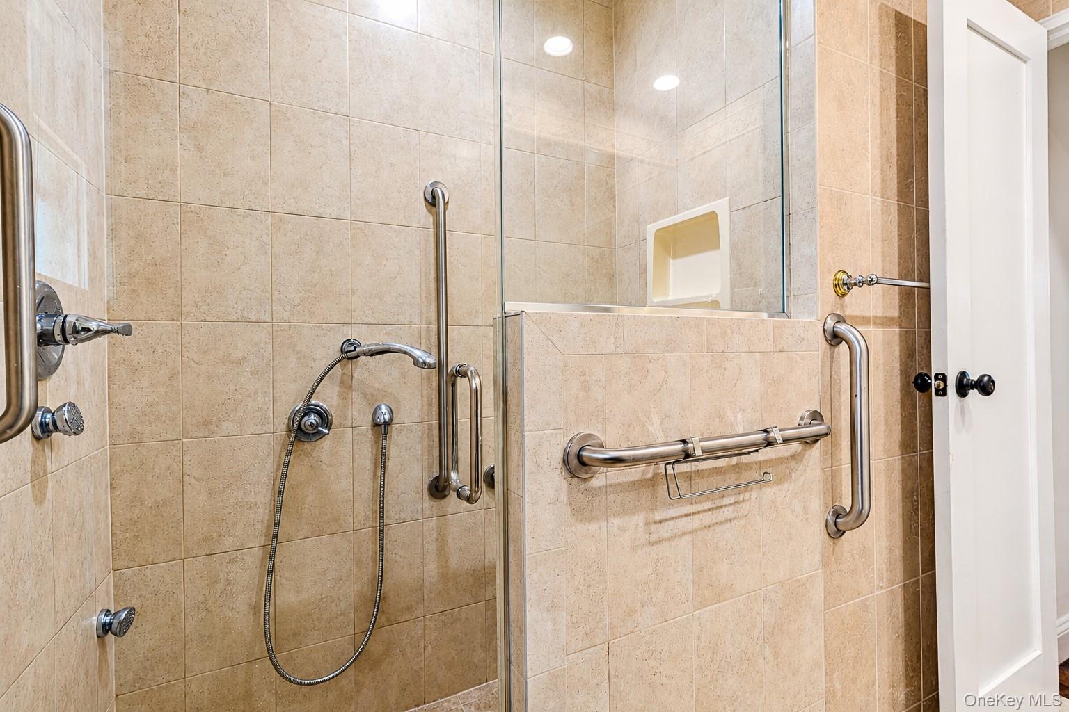 12 Grant Avenue Property Photo 22