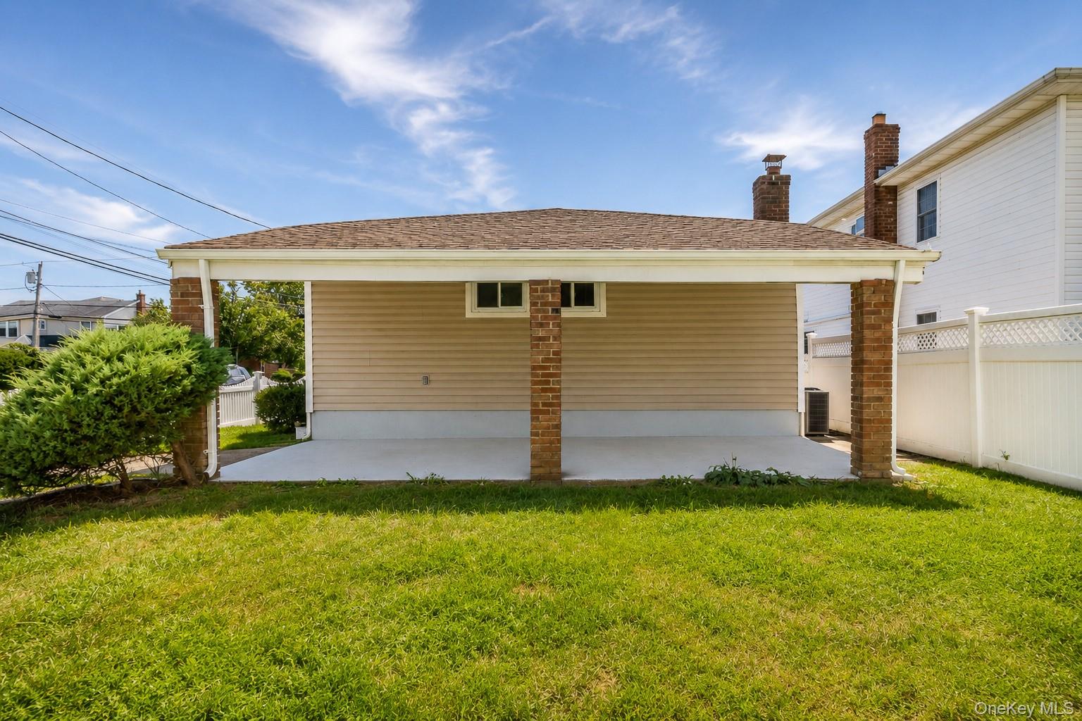 12 Grant Avenue Property Photo 28
