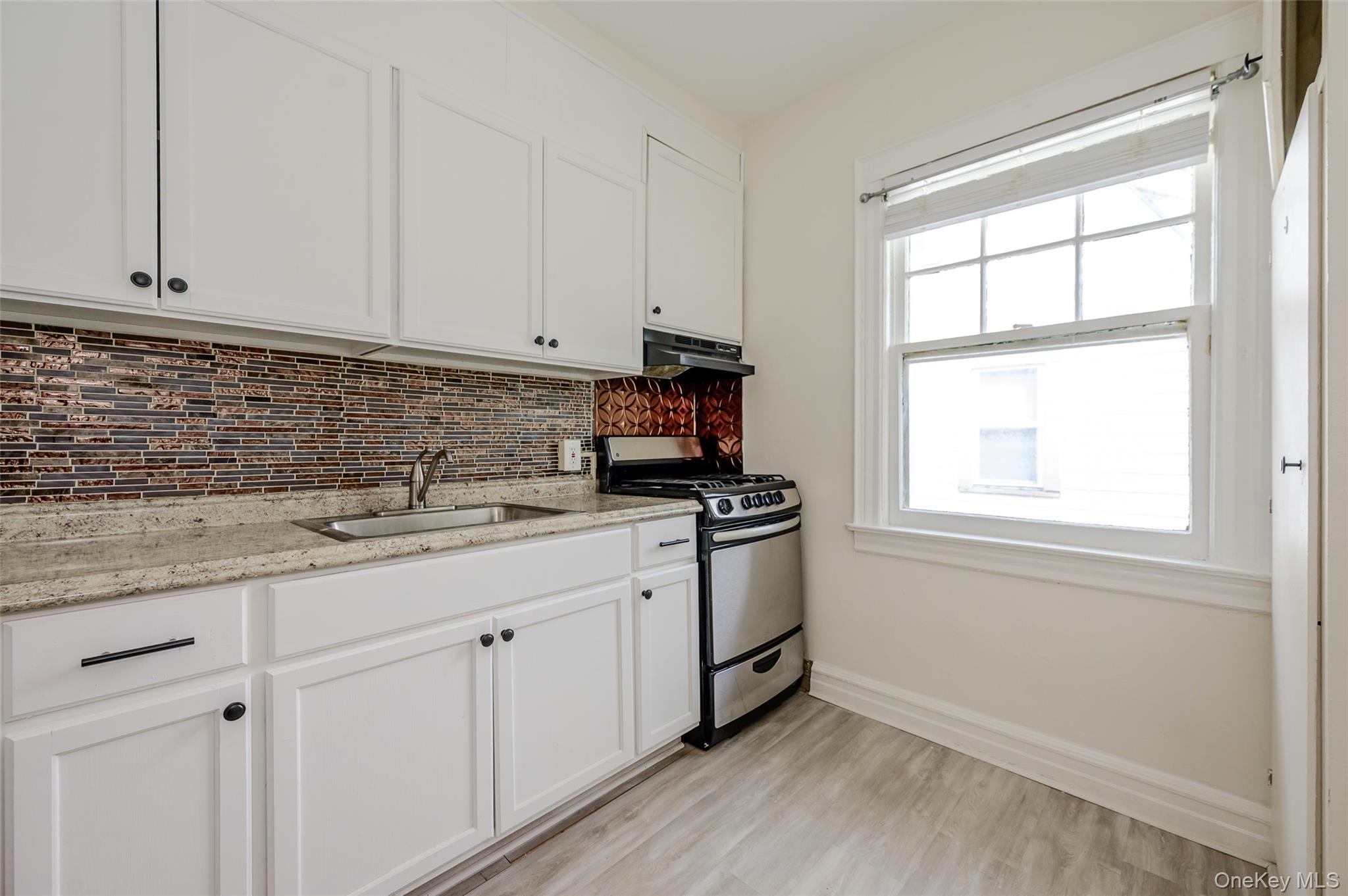 18 Watkins Street Unit 1 Property Photo 3