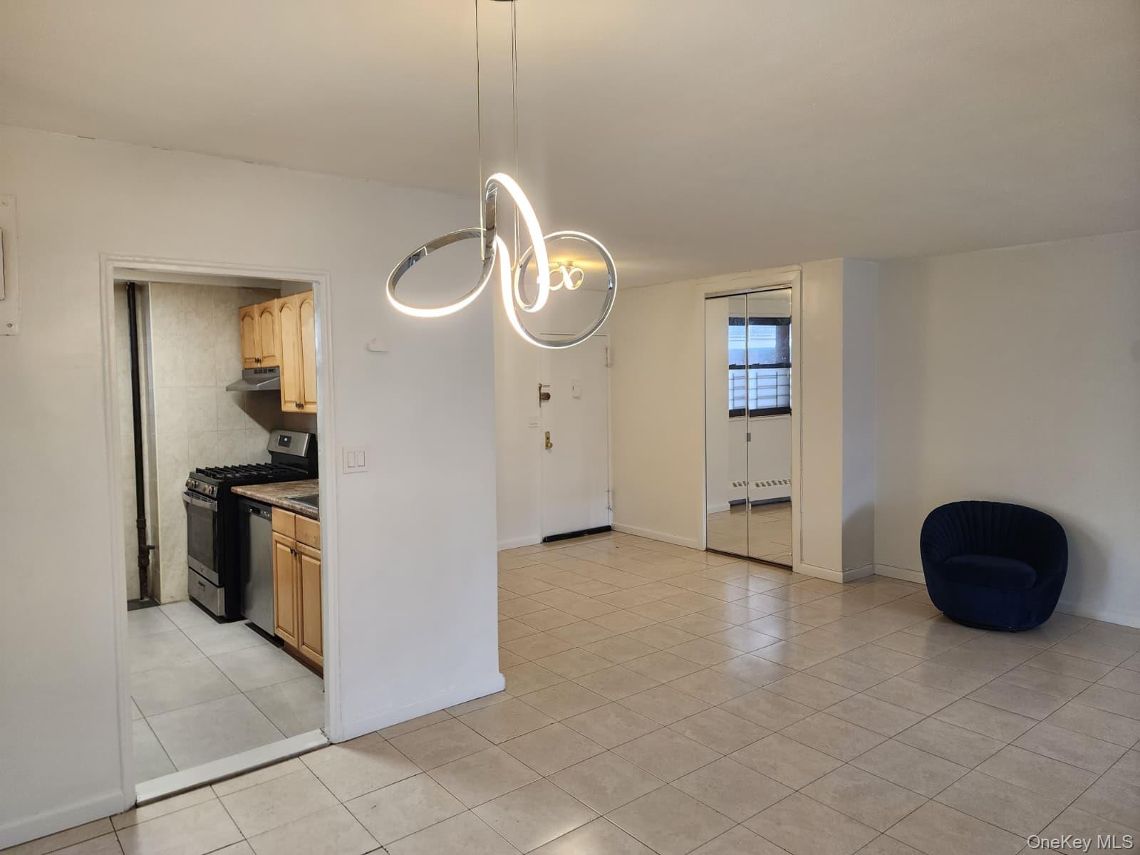 61-15 98th Street 5e Property Photo 6