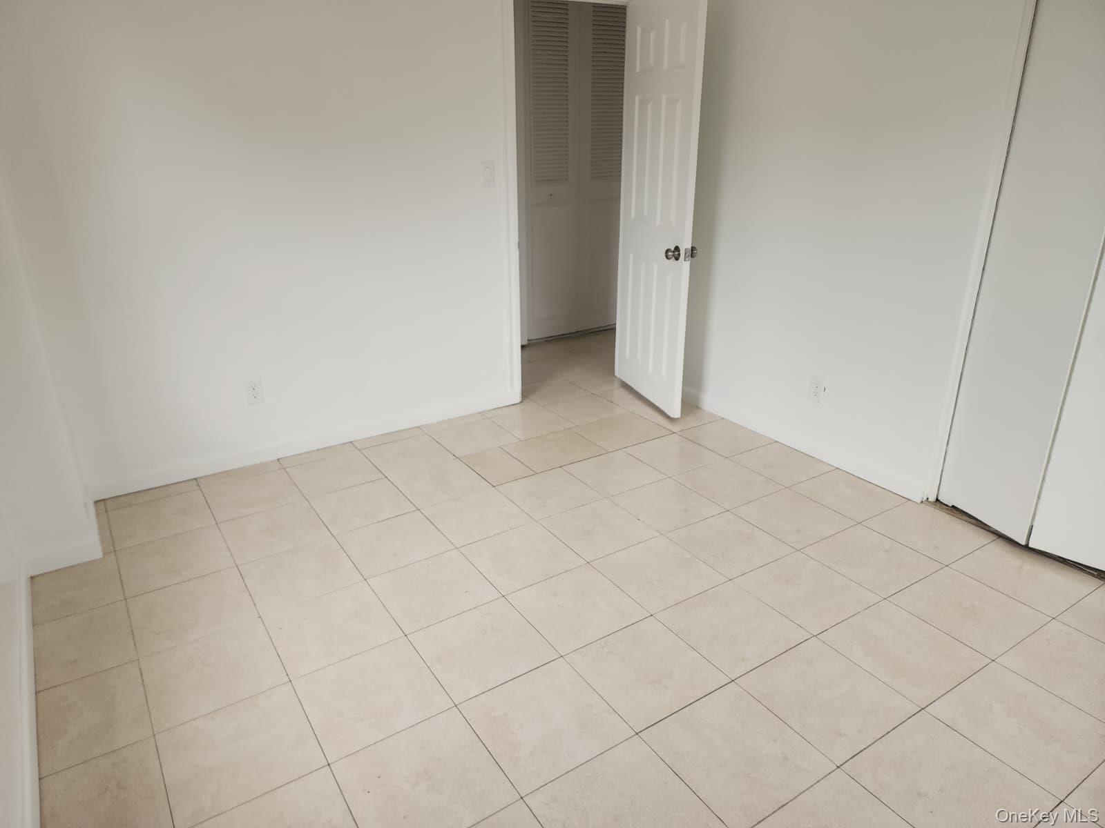 61-15 98th Street 5e Property Photo 18
