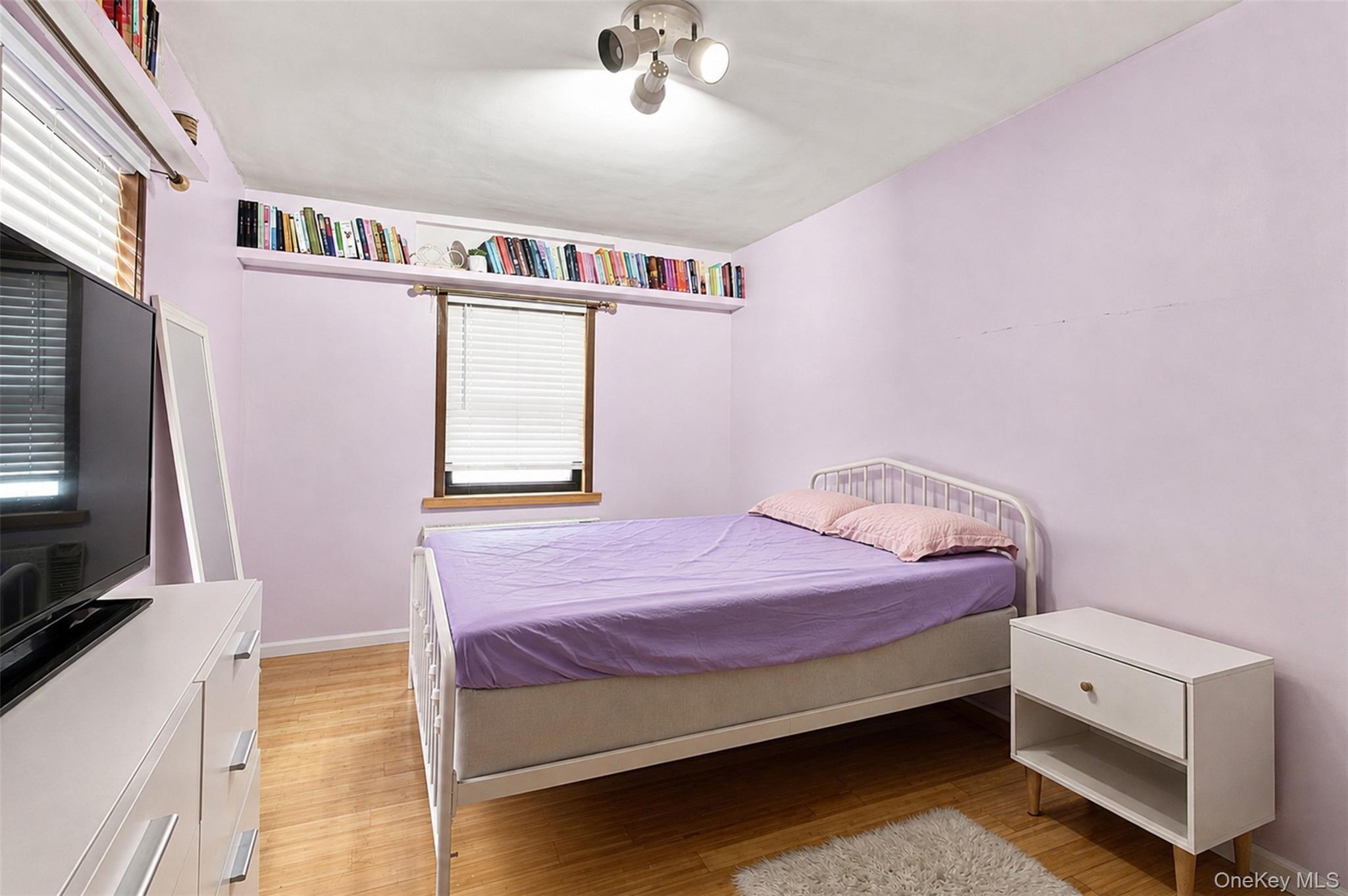 2546 Laconia Avenue Property Photo 14
