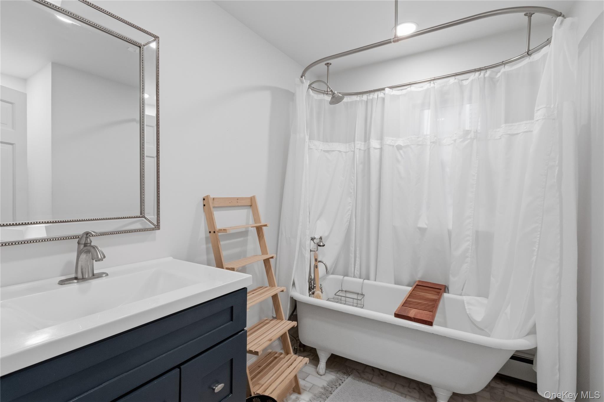 11 Bay Street Property Photo 10