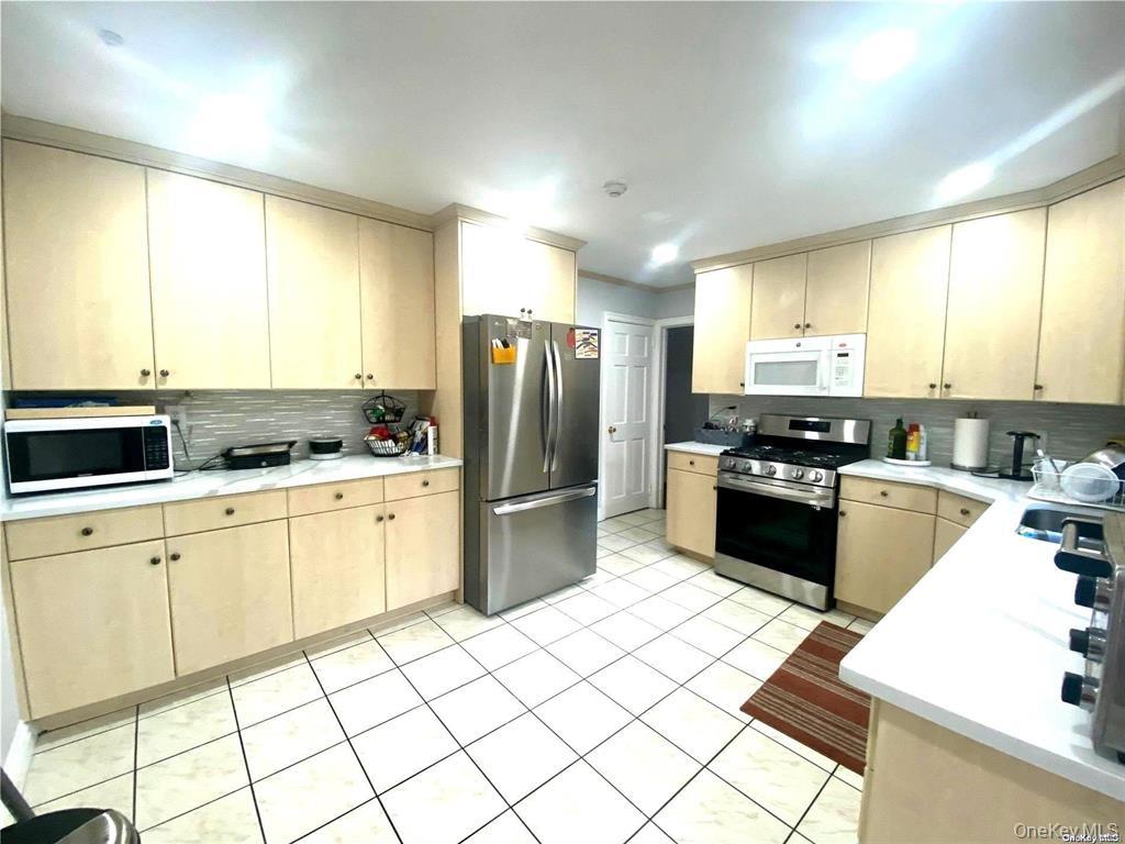 60 Gristmill Lane Property Photo 11
