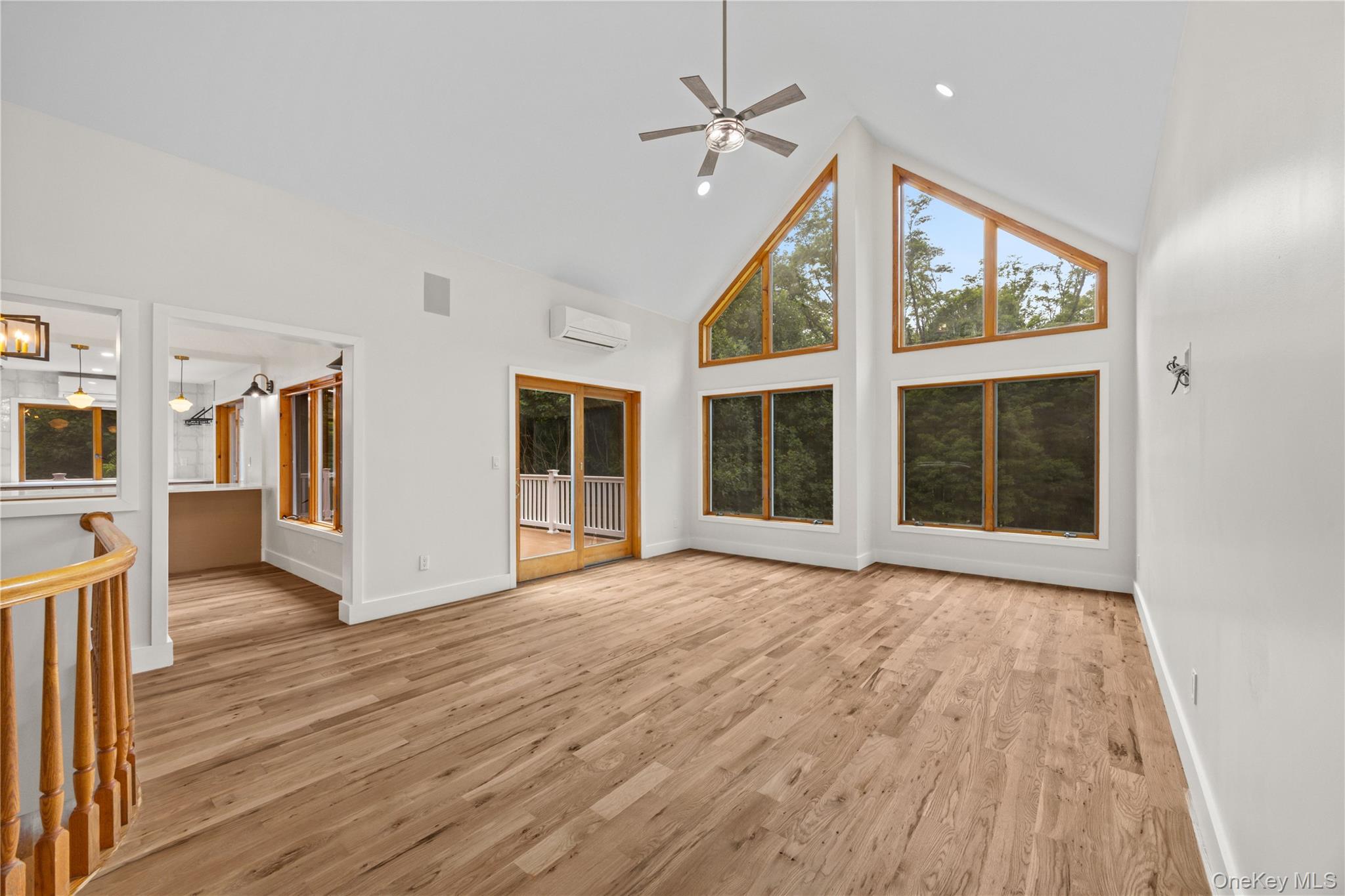 24 Babbling Brook Lane Property Photo 3
