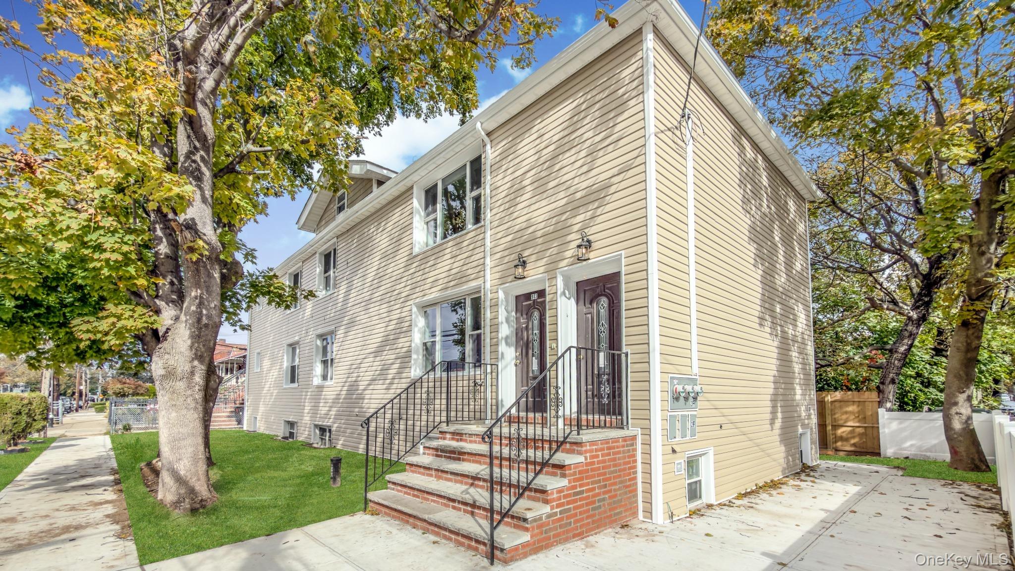 903 E 93rd Street Property Photo 1