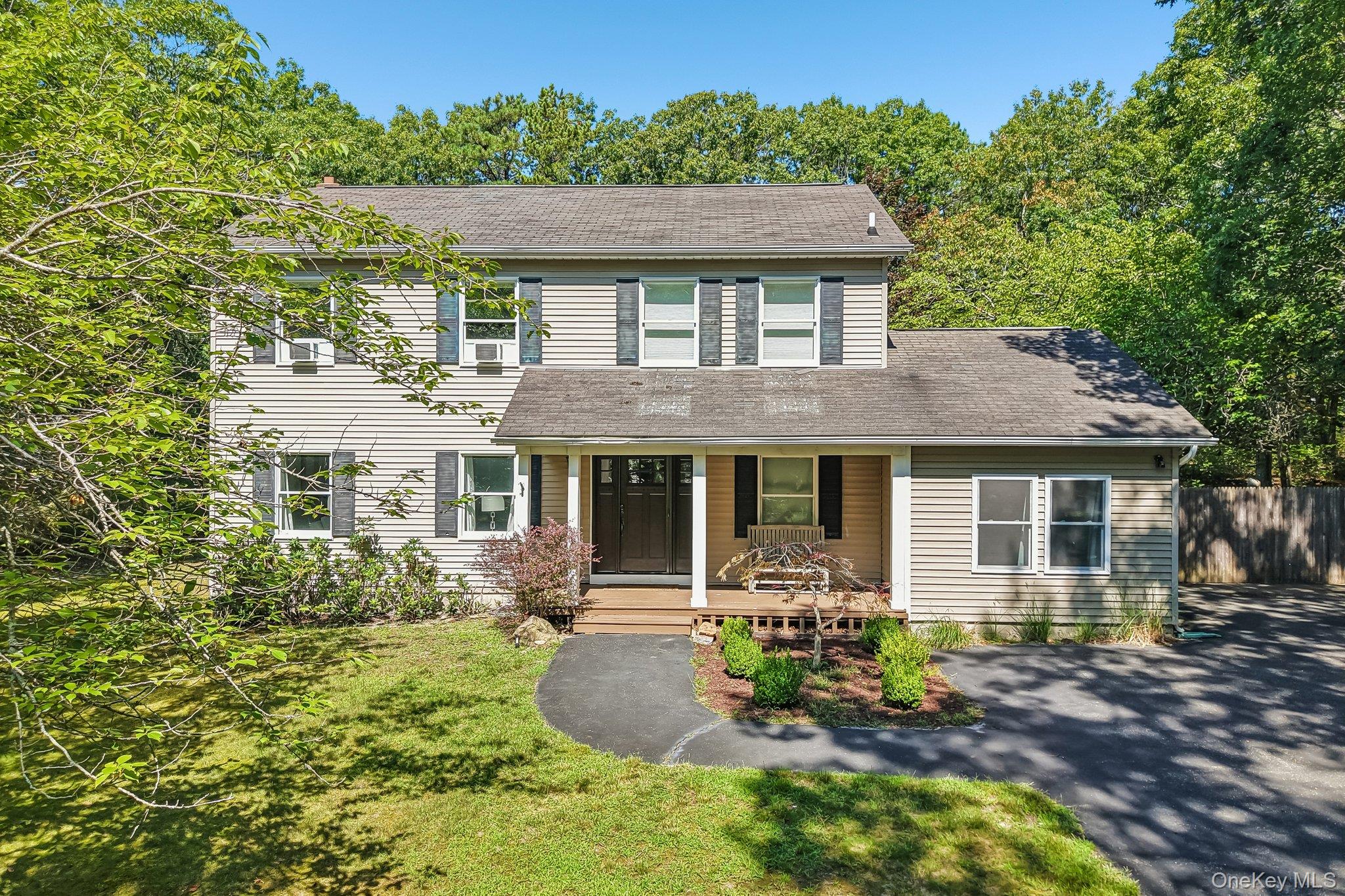 4 Wooded Lane Property Photo 1