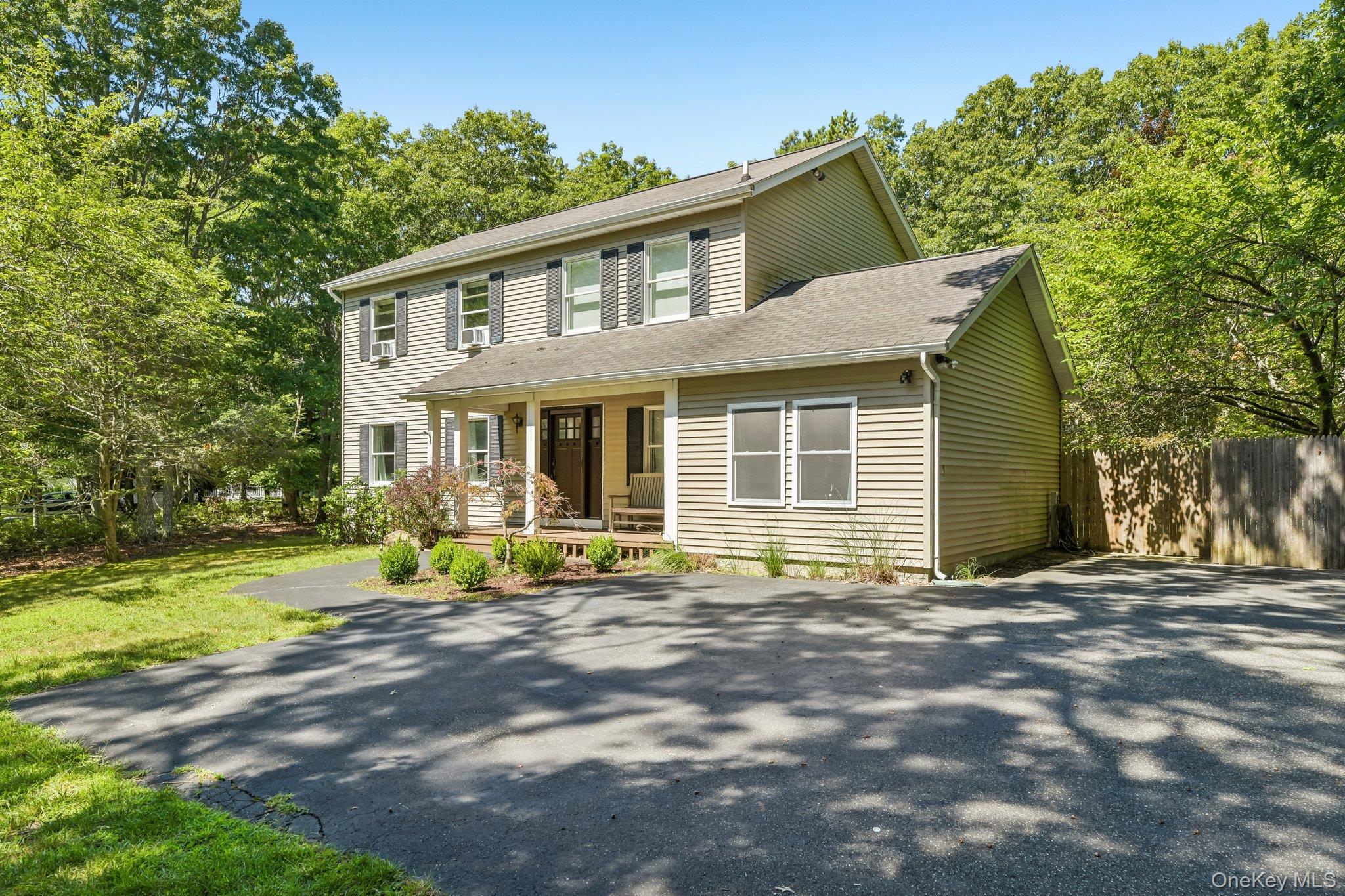 4 Wooded Lane Property Photo 2