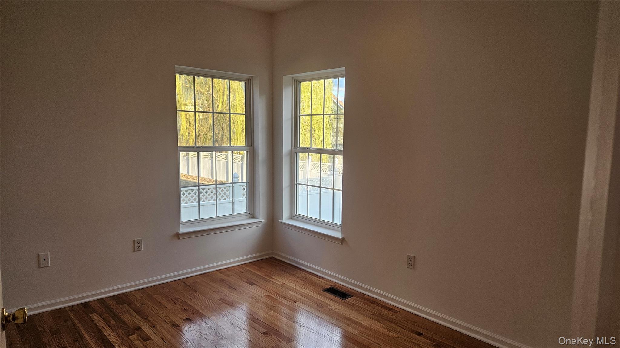 2719 Colonial Drive Property Photo 13