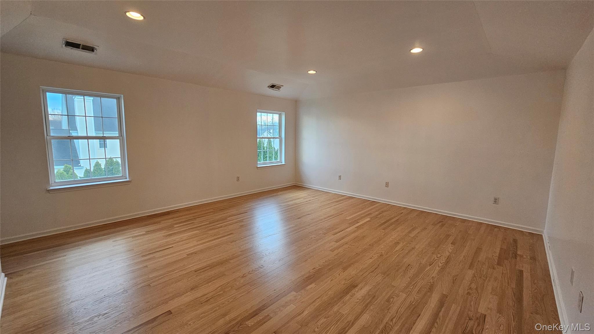 2719 Colonial Drive Property Photo 15