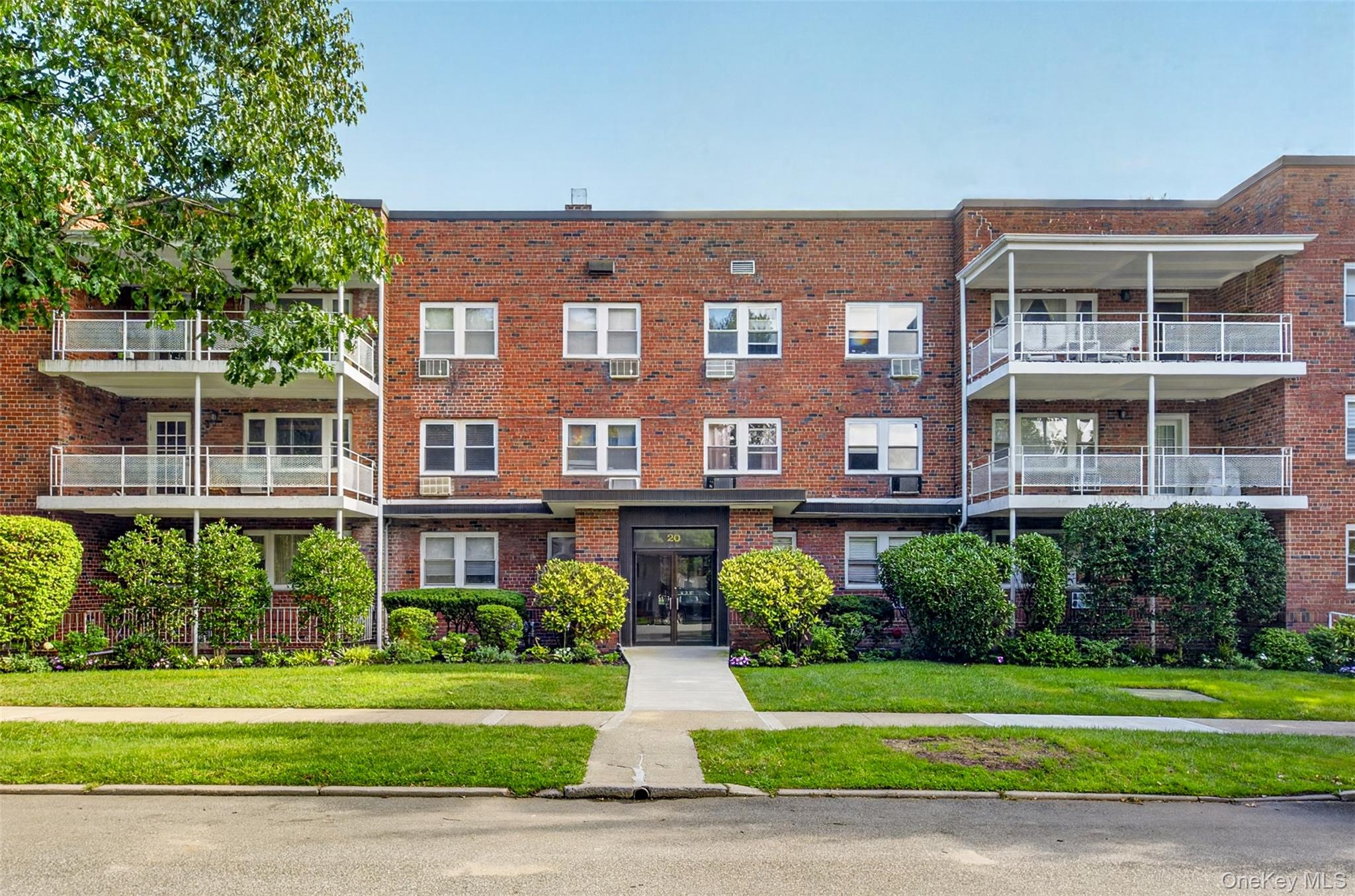 20 Hill Park Avenue 1f Property Photo 2