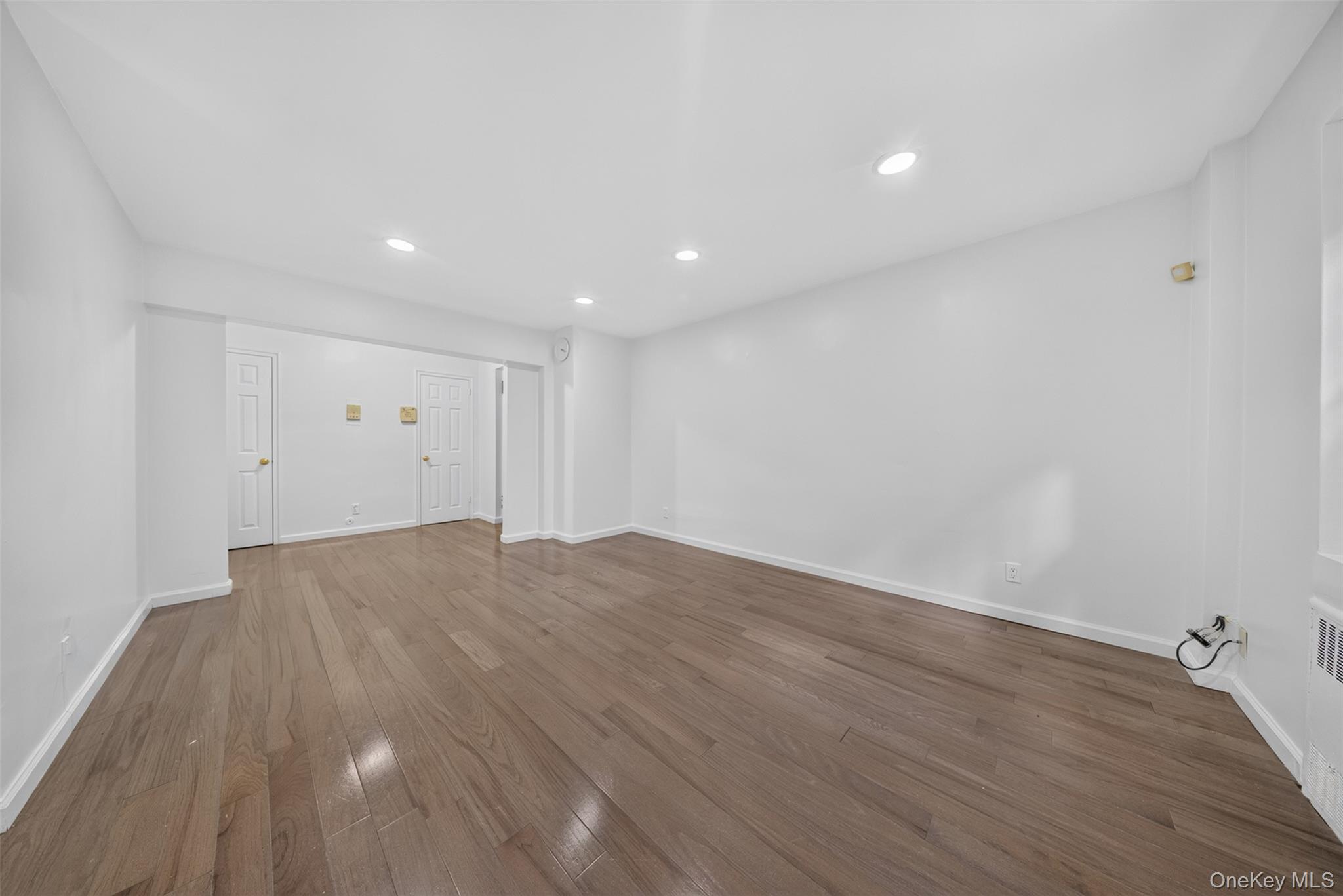 20 Hill Park Avenue 1f Property Photo 13
