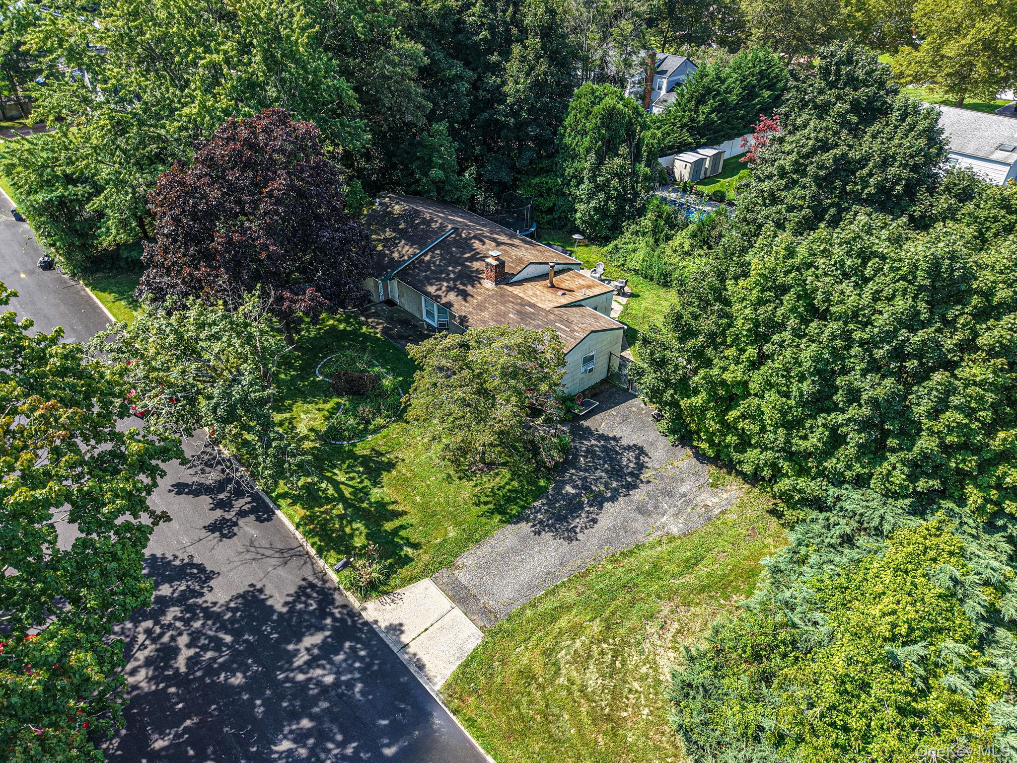 30 Ashland Street Property Photo 3