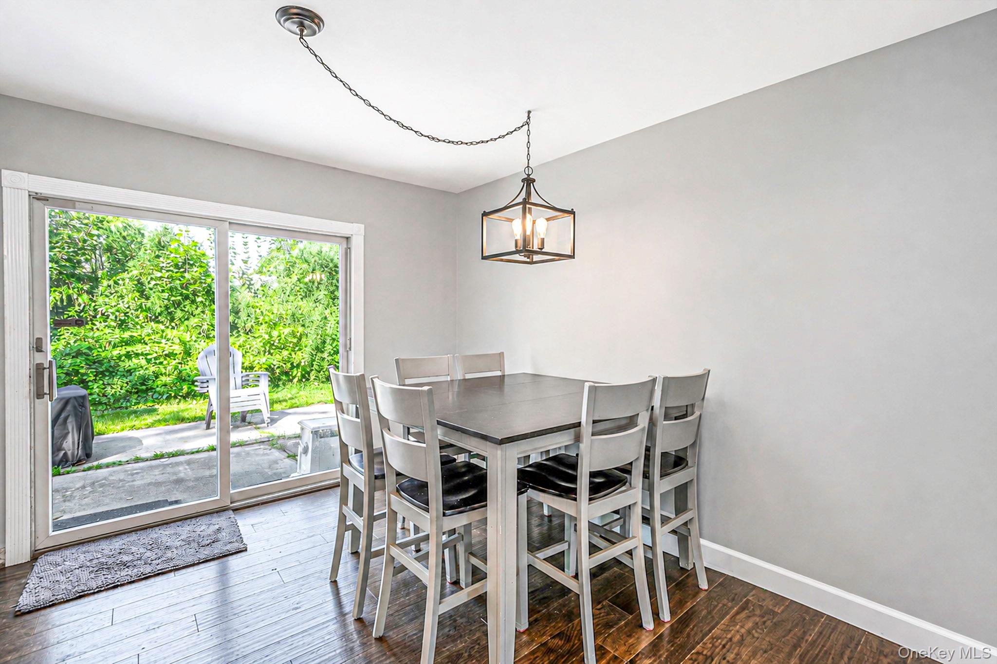 30 Ashland Street Property Photo 13