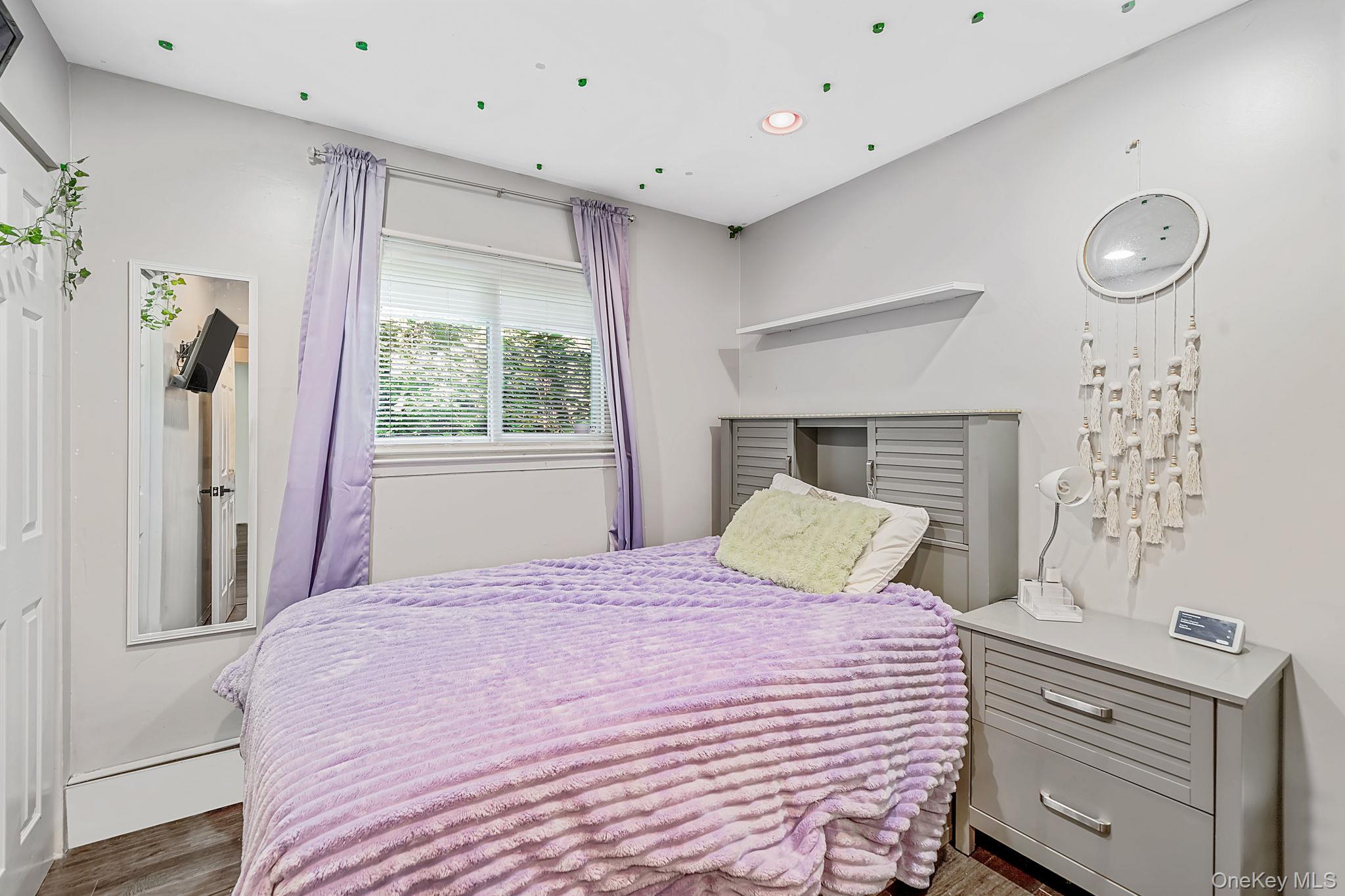 30 Ashland Street Property Photo 22