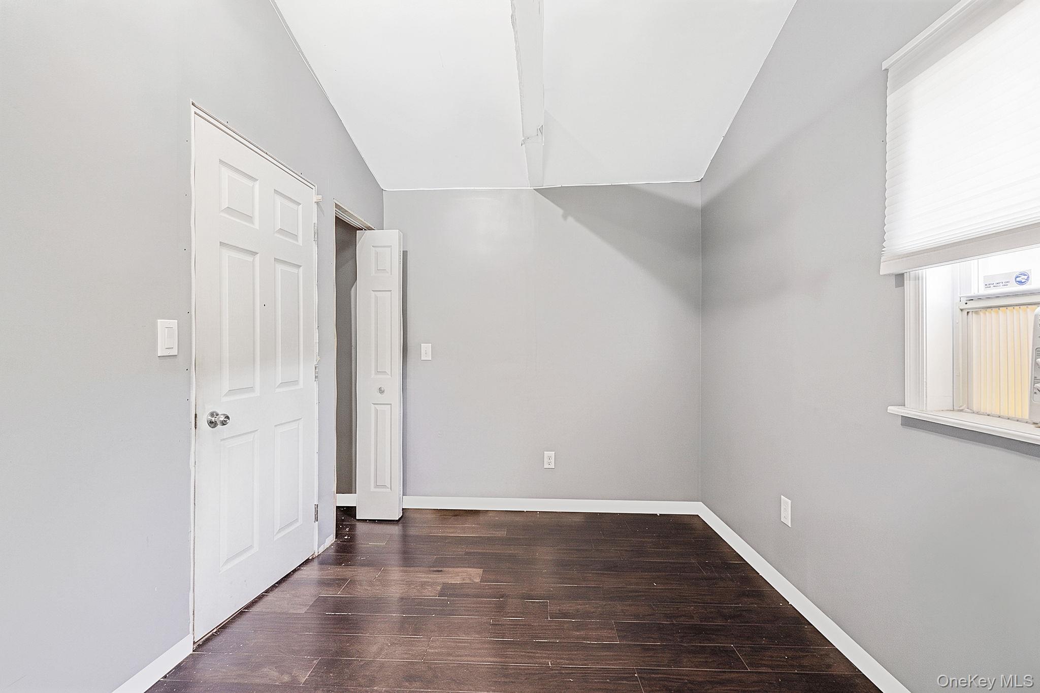 30 Ashland Street Property Photo 25