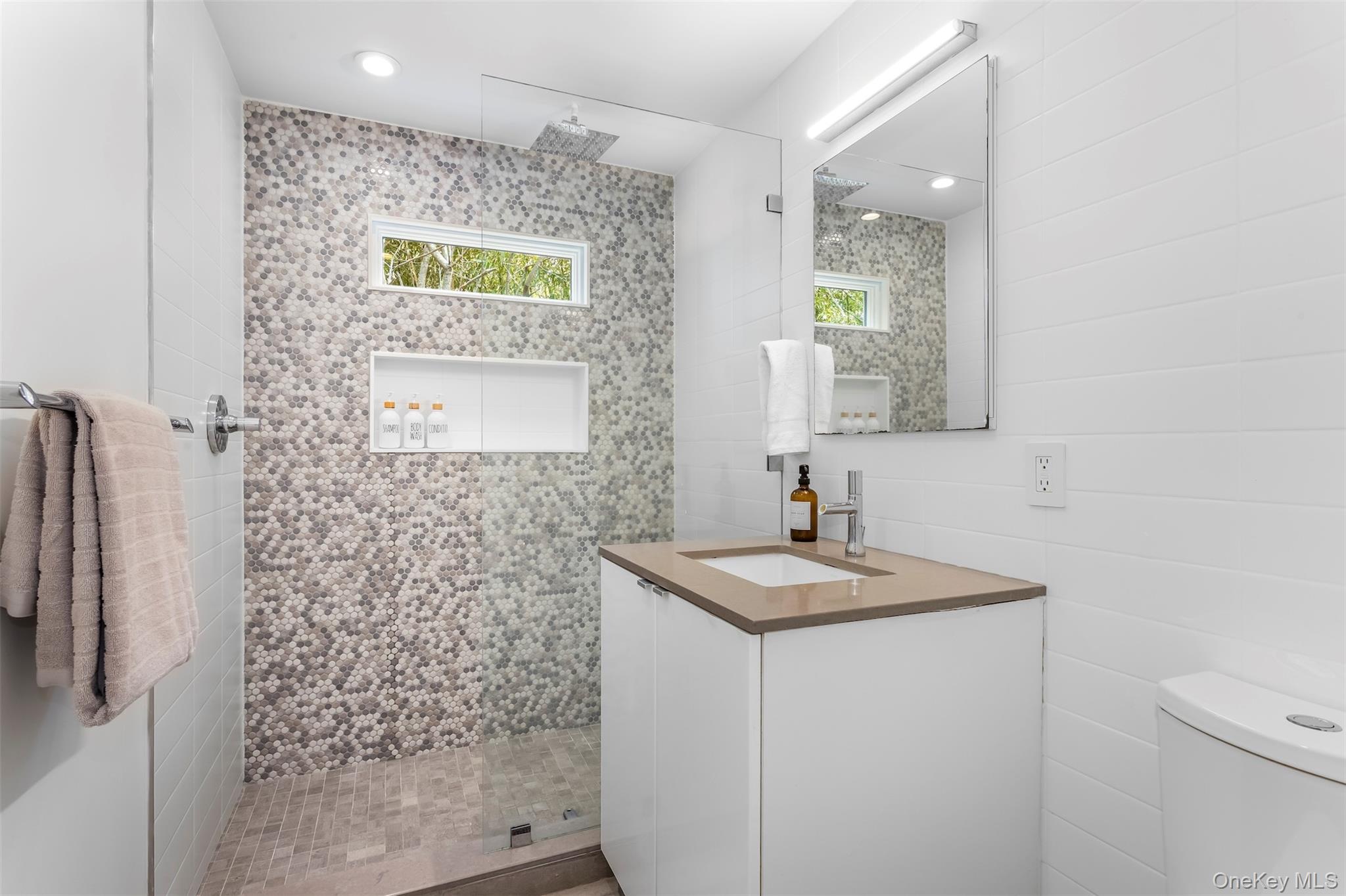 279 Bay Walk Property Photo 11