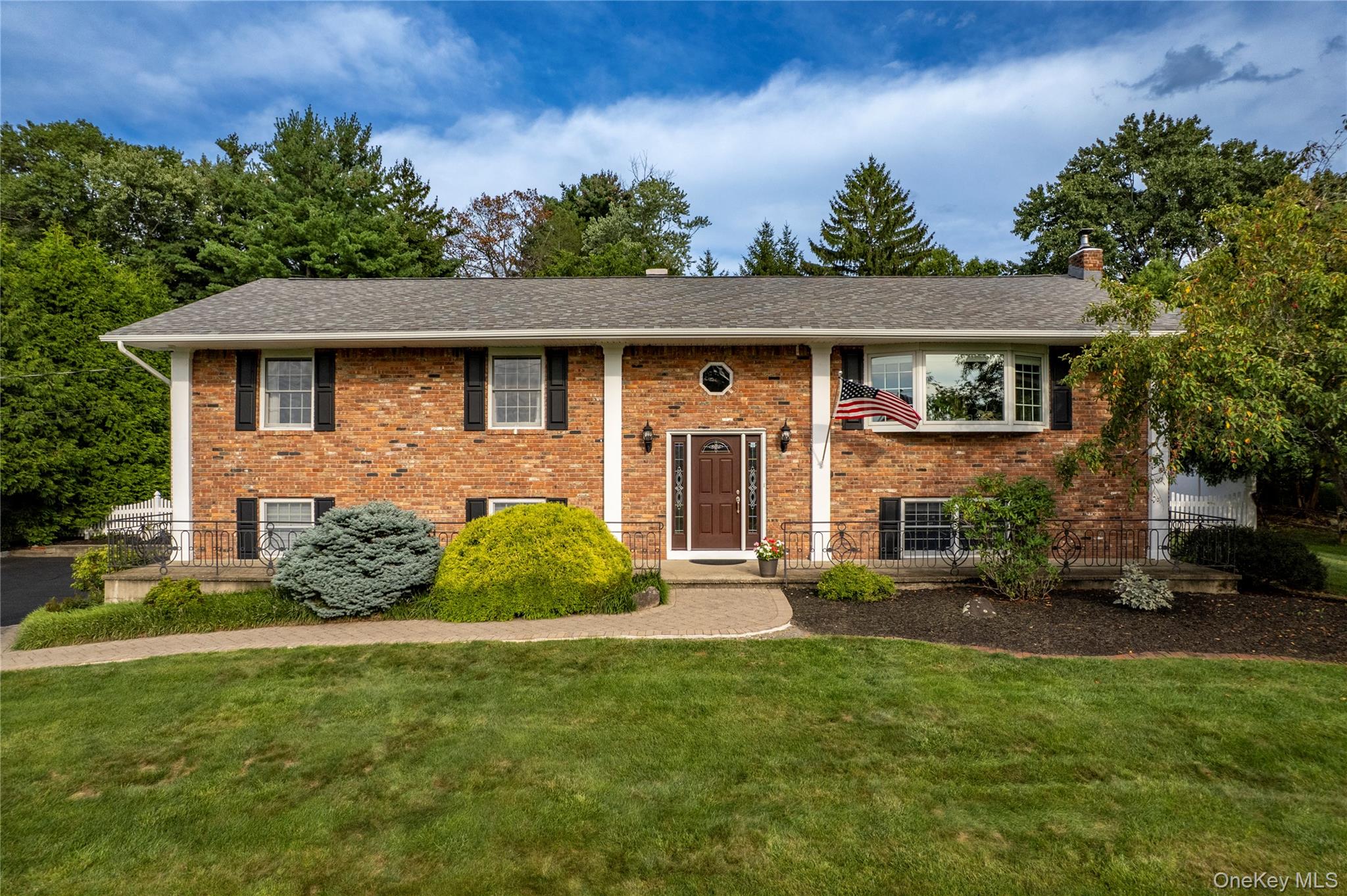 619 Russet Road Property Photo 1