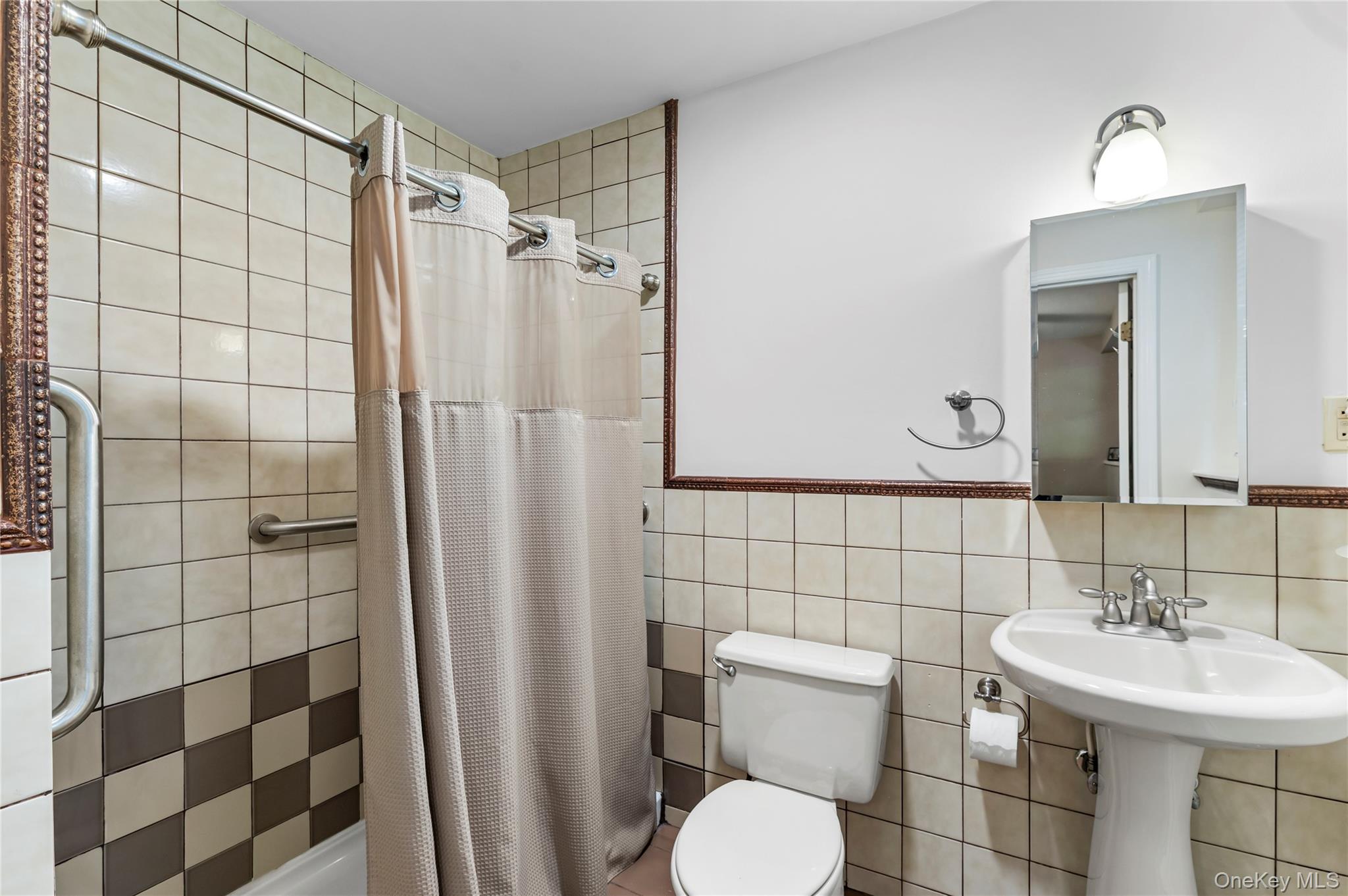 619 Russet Road Property Photo 24