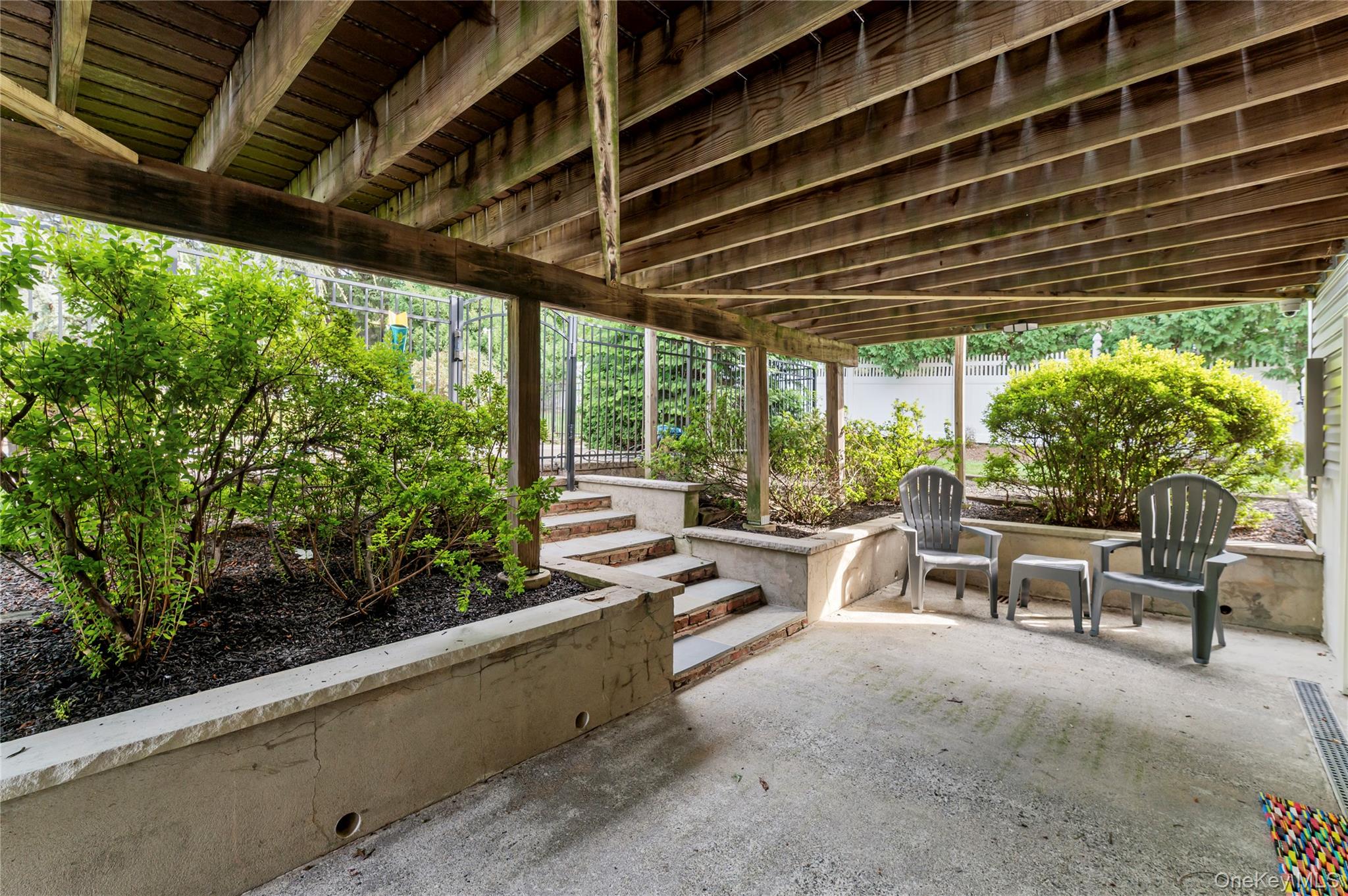619 Russet Road Property Photo 36