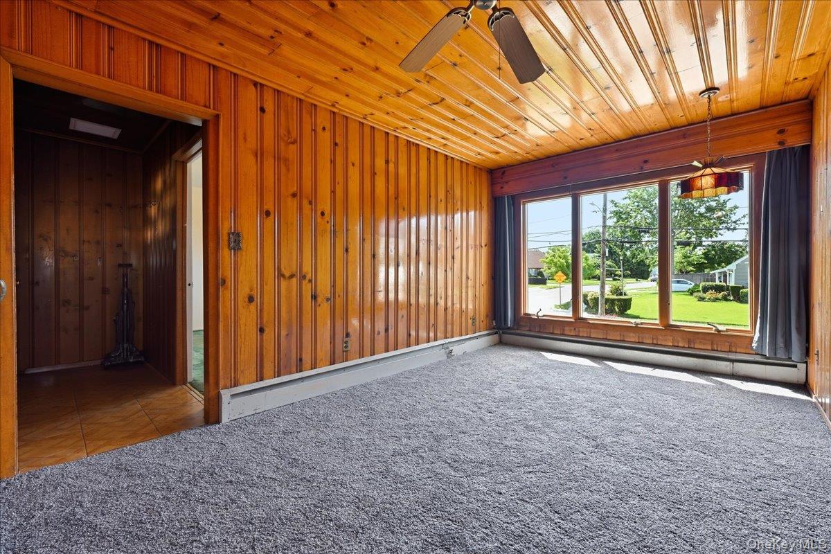 3695 Waverly Avenue Property Photo 13