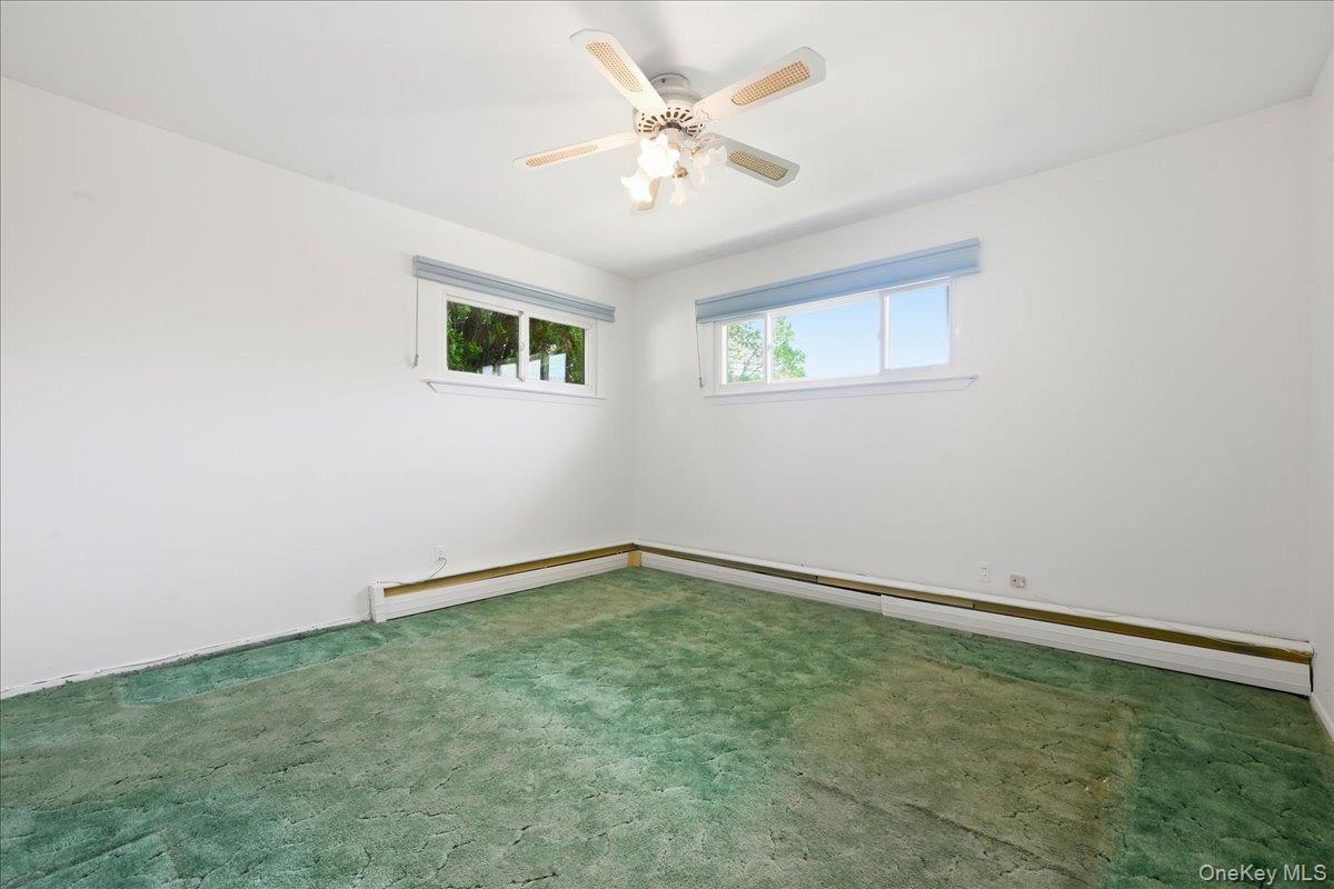 3695 Waverly Avenue Property Photo 15