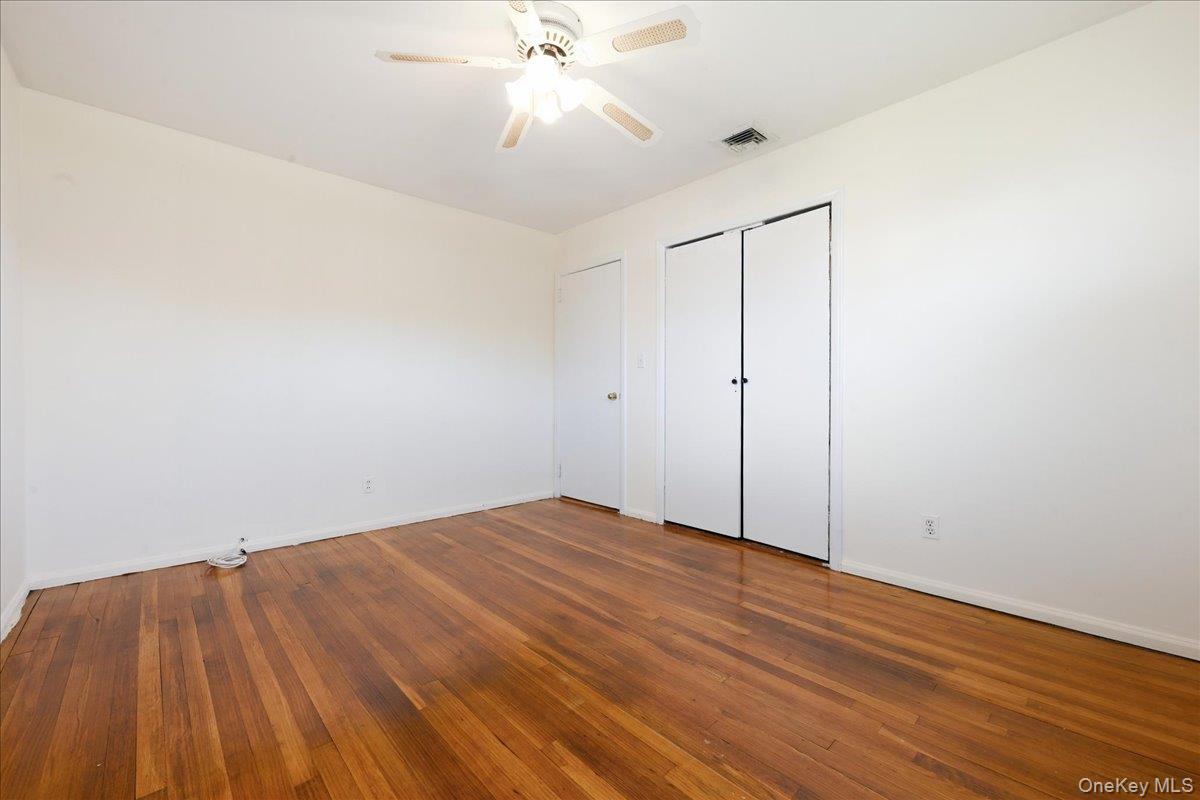 3695 Waverly Avenue Property Photo 20