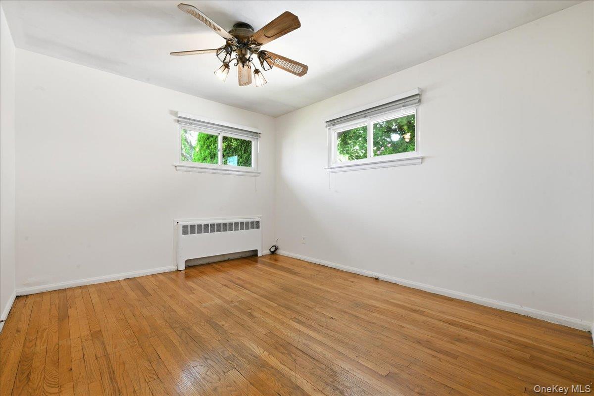 3695 Waverly Avenue Property Photo 24