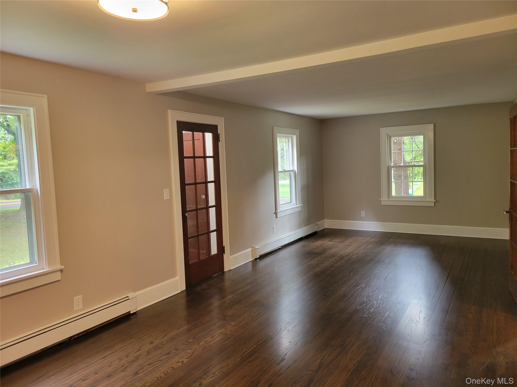 1078 Salt Point Turnpike Property Photo 4