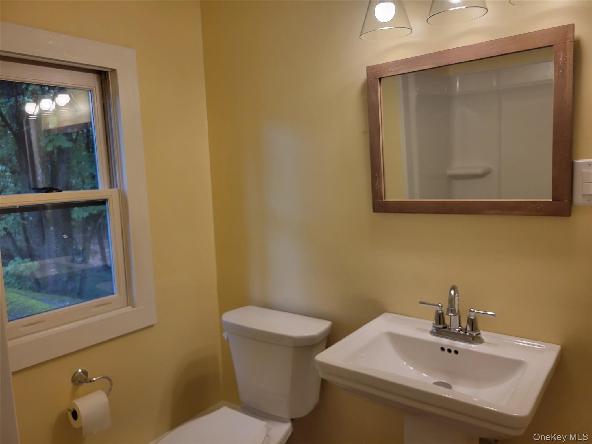 1078 Salt Point Turnpike Property Photo 16