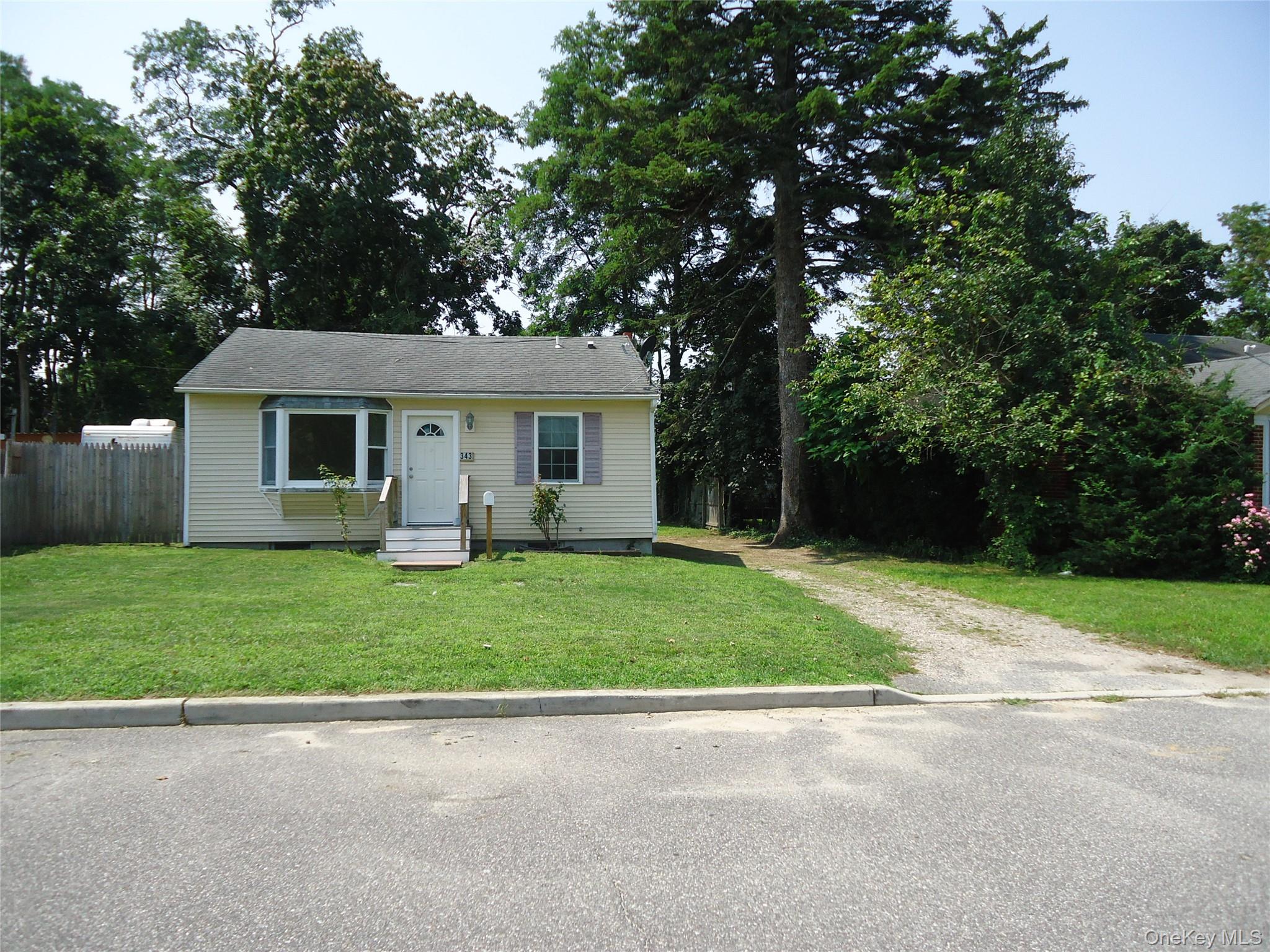 343 Union Avenue Property Photo 10