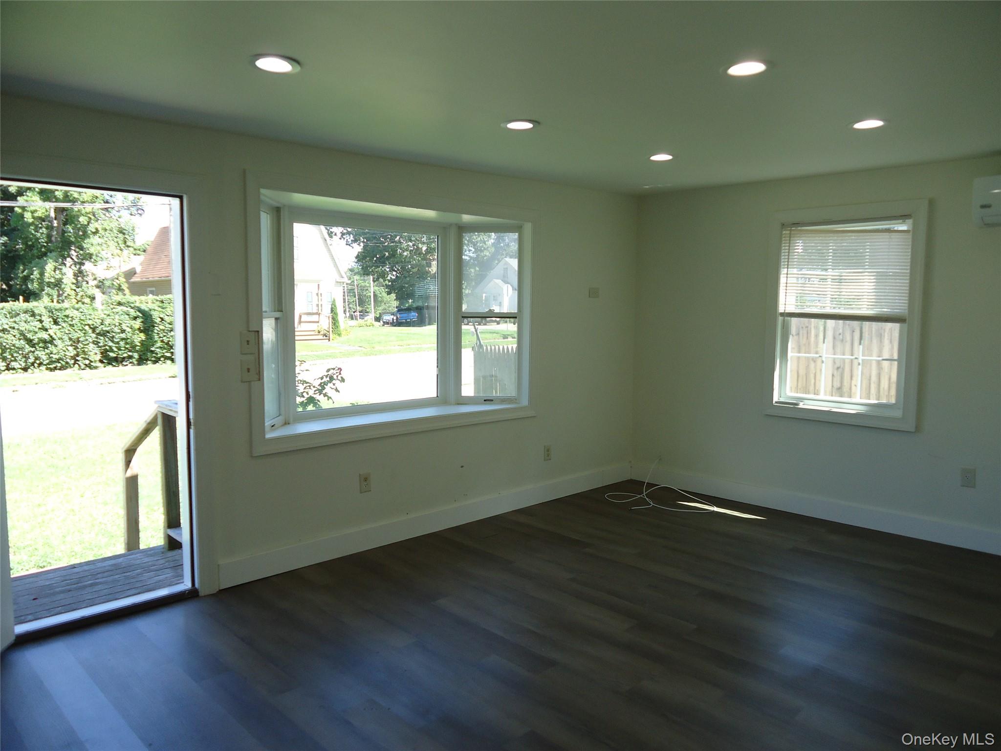 343 Union Avenue Property Photo 11