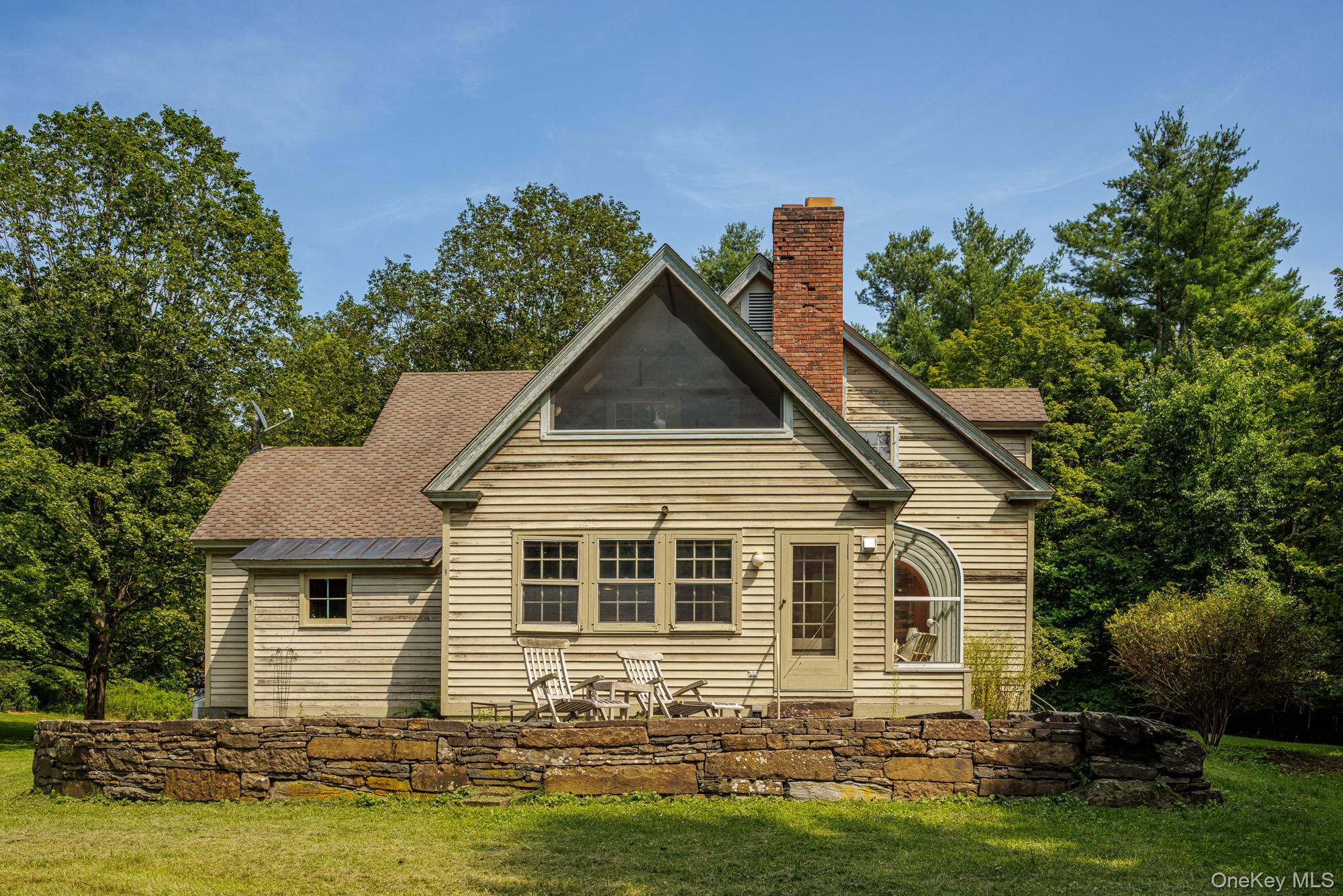 11 Cemetery Road Property Photo 20